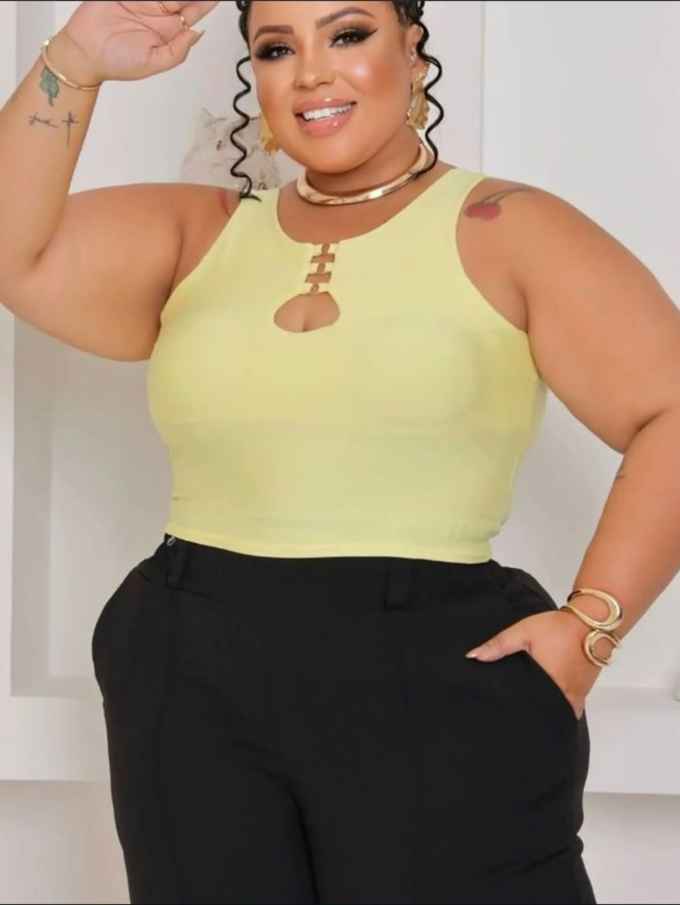 Cropped Zoe Plus Size