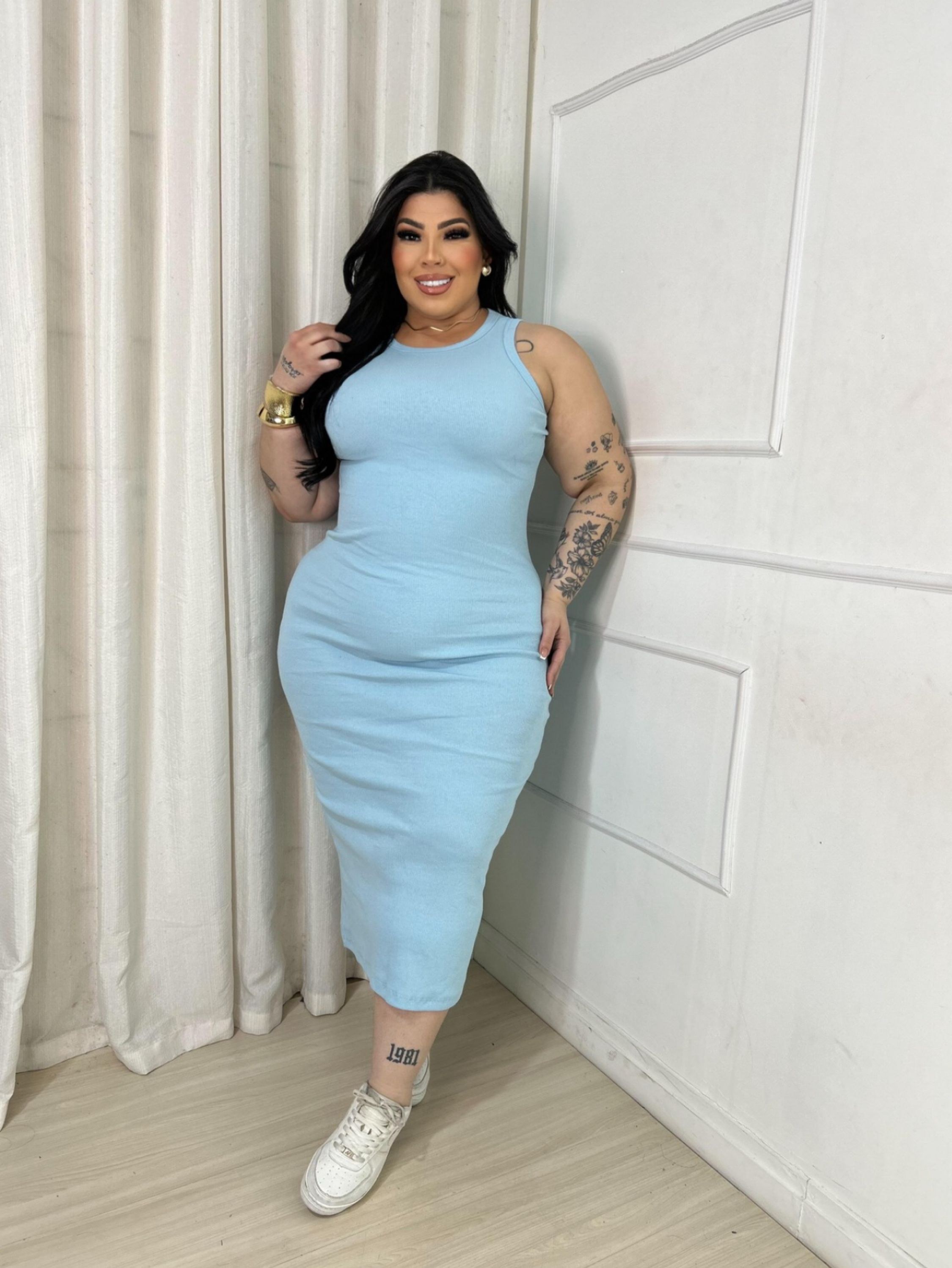 Vestido mídi ribana Plus Size