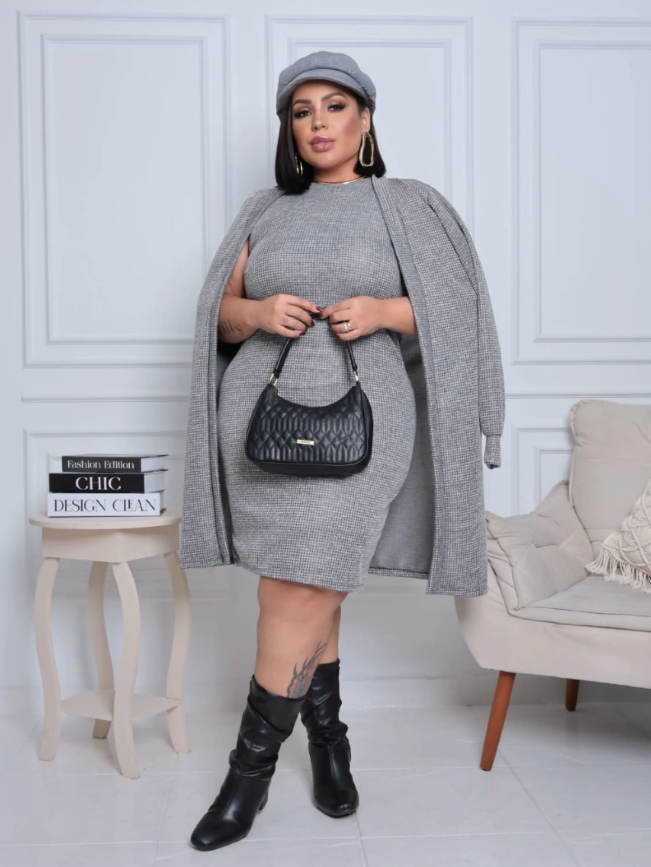 Vestido cardigan lanzinha tweed Plus Size