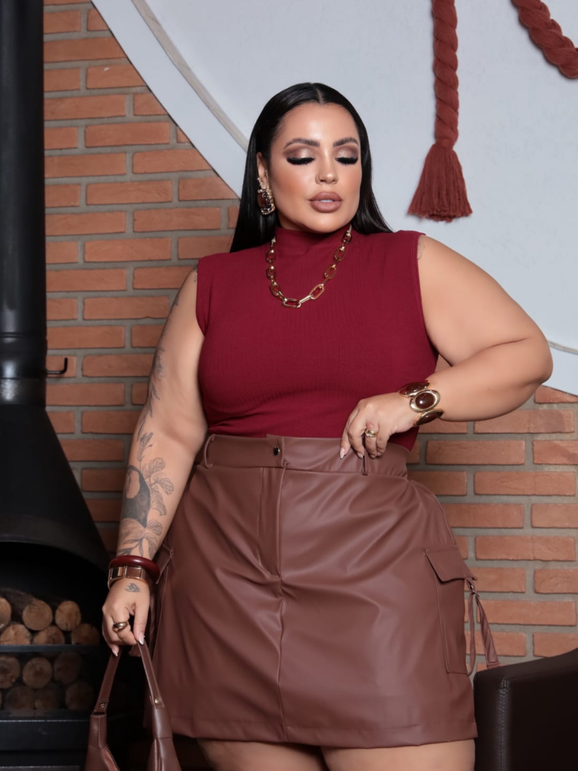 Shorts saia cargo couro fake Plus Size