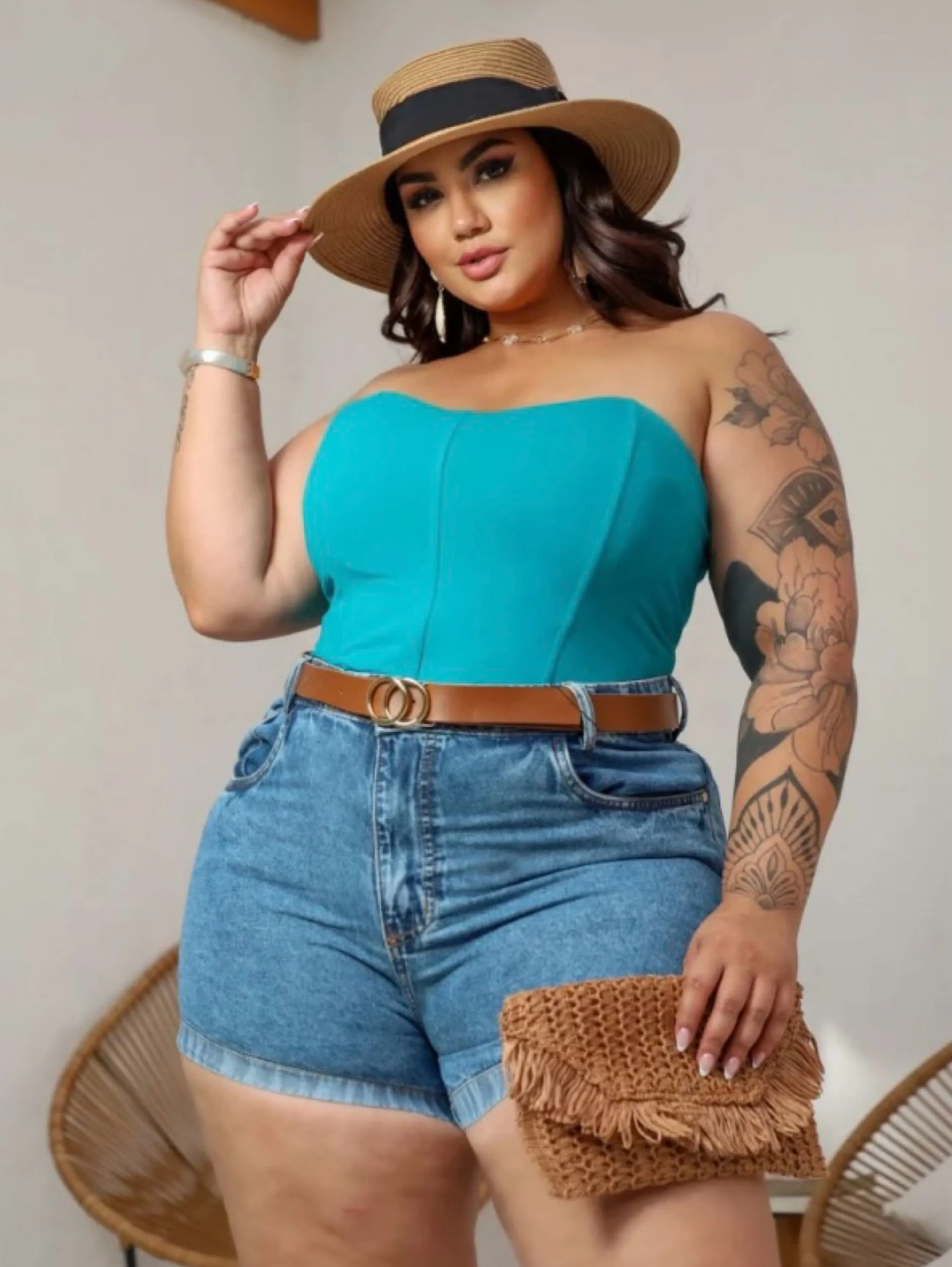 Shorts jeans cinto Plus Size