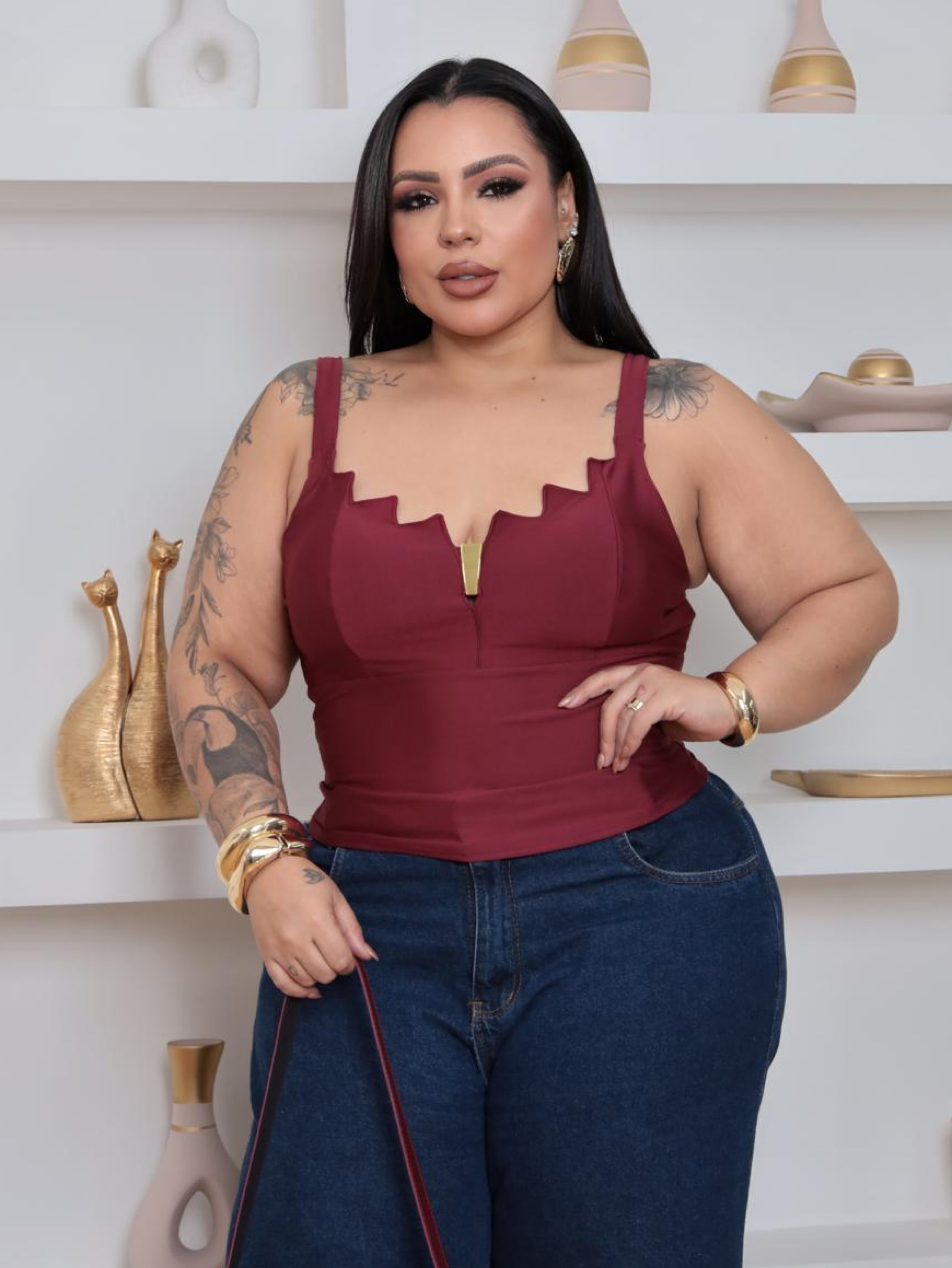 Cropped Isis Plus Size