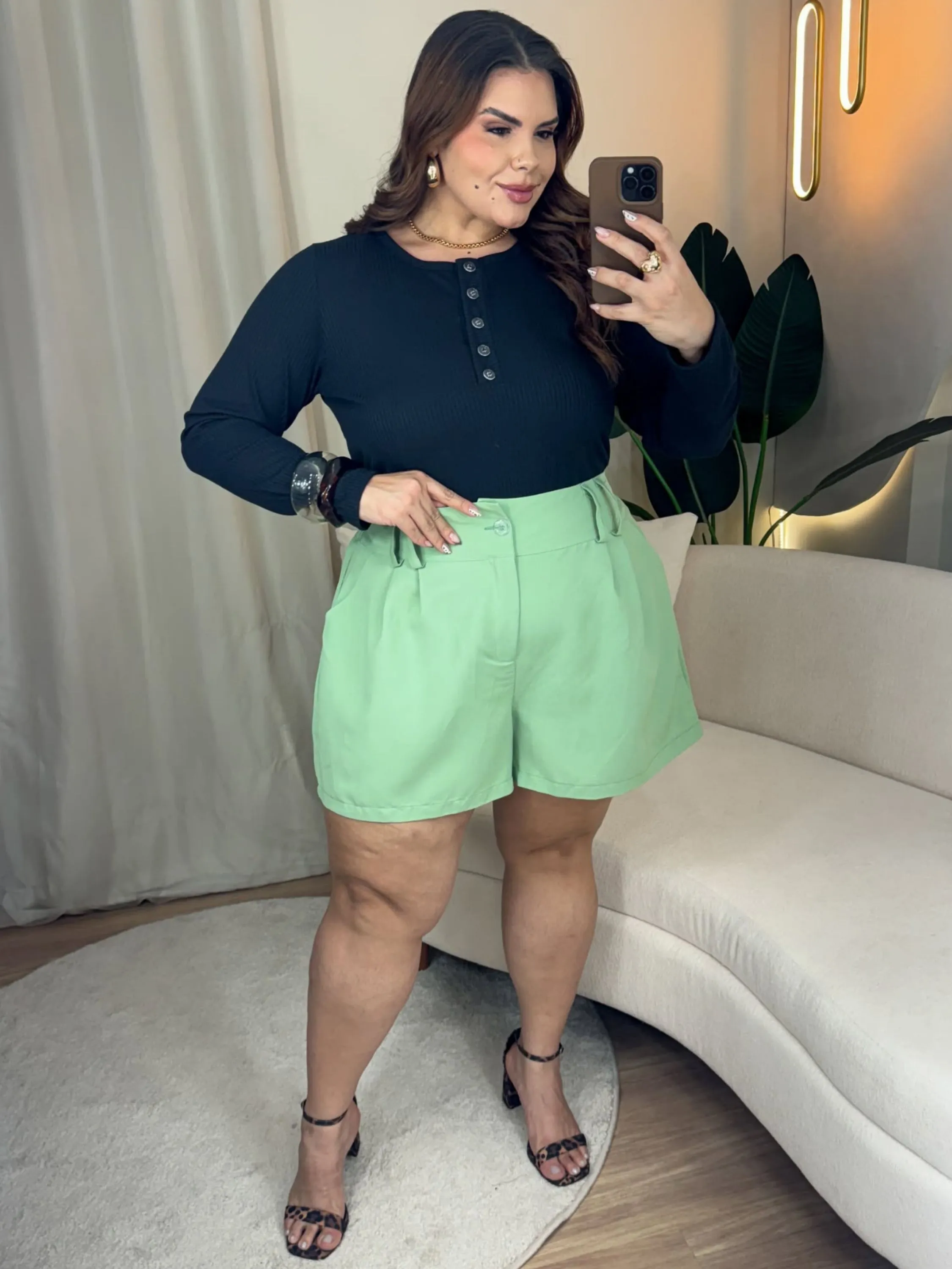 Shorts plissado Plus Size