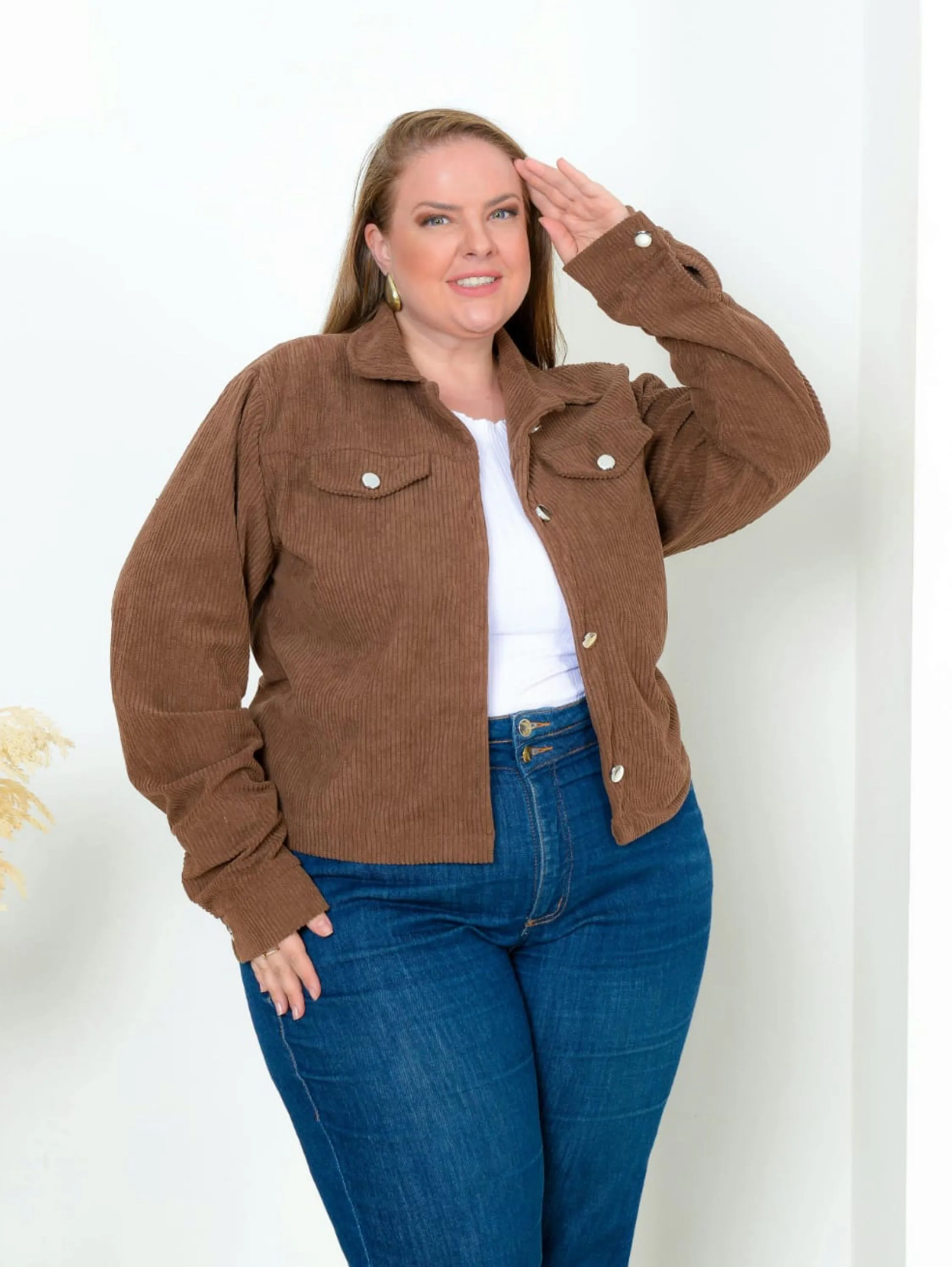 Casaco cotelê botão Plus Size
