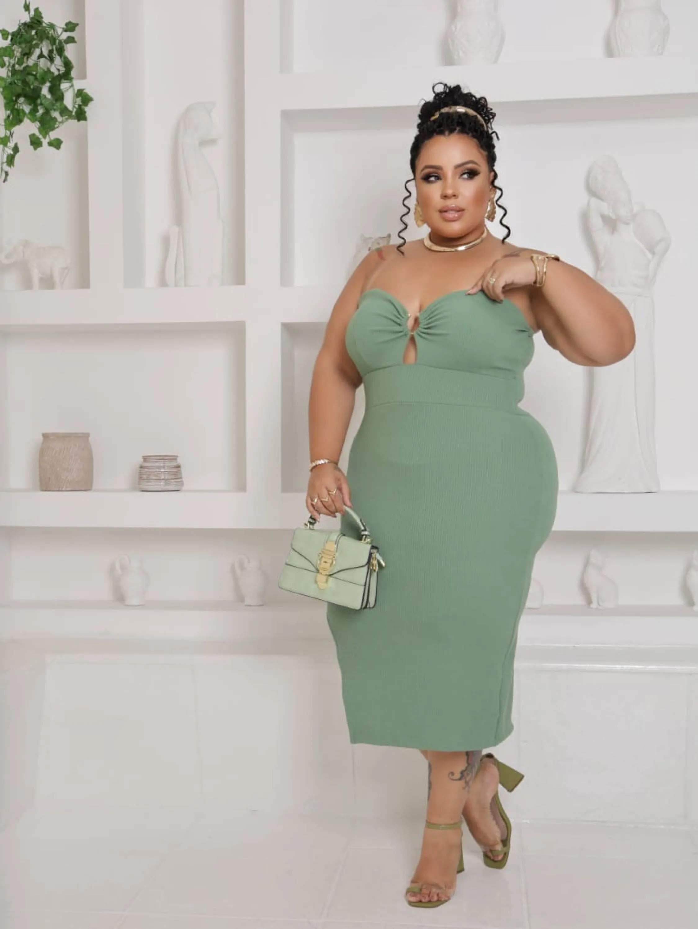Vestido tomara que caia Ayla Plus Size