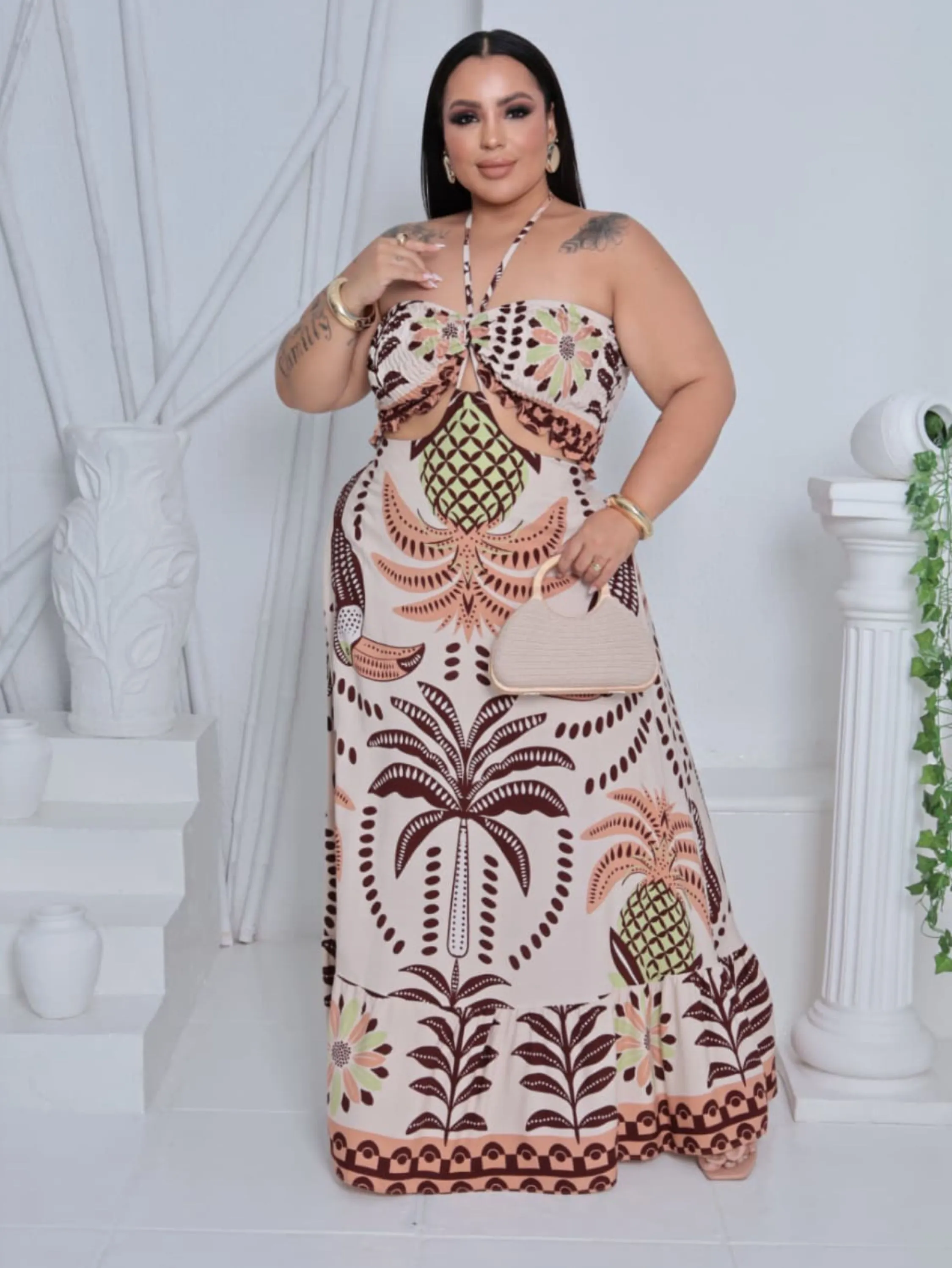 Conjunto cropped e saia Maria Plus Size