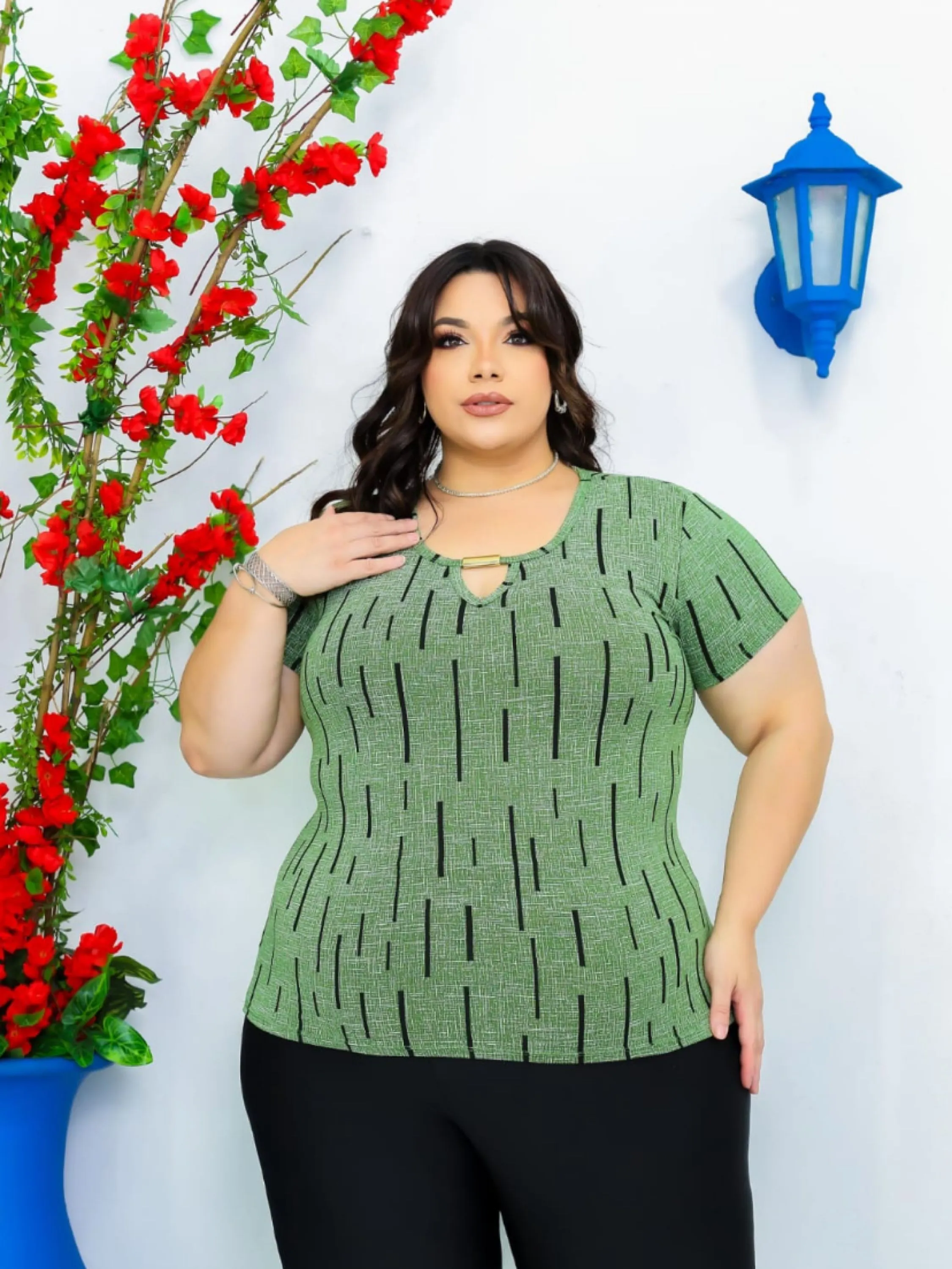 Blusinha manguinha Kayla Plus Size