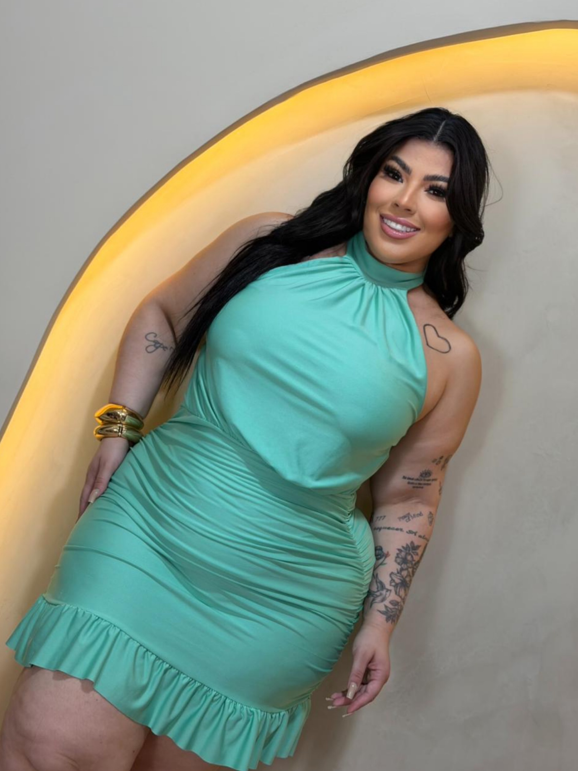 Vestido gola alta Keise Plus Size