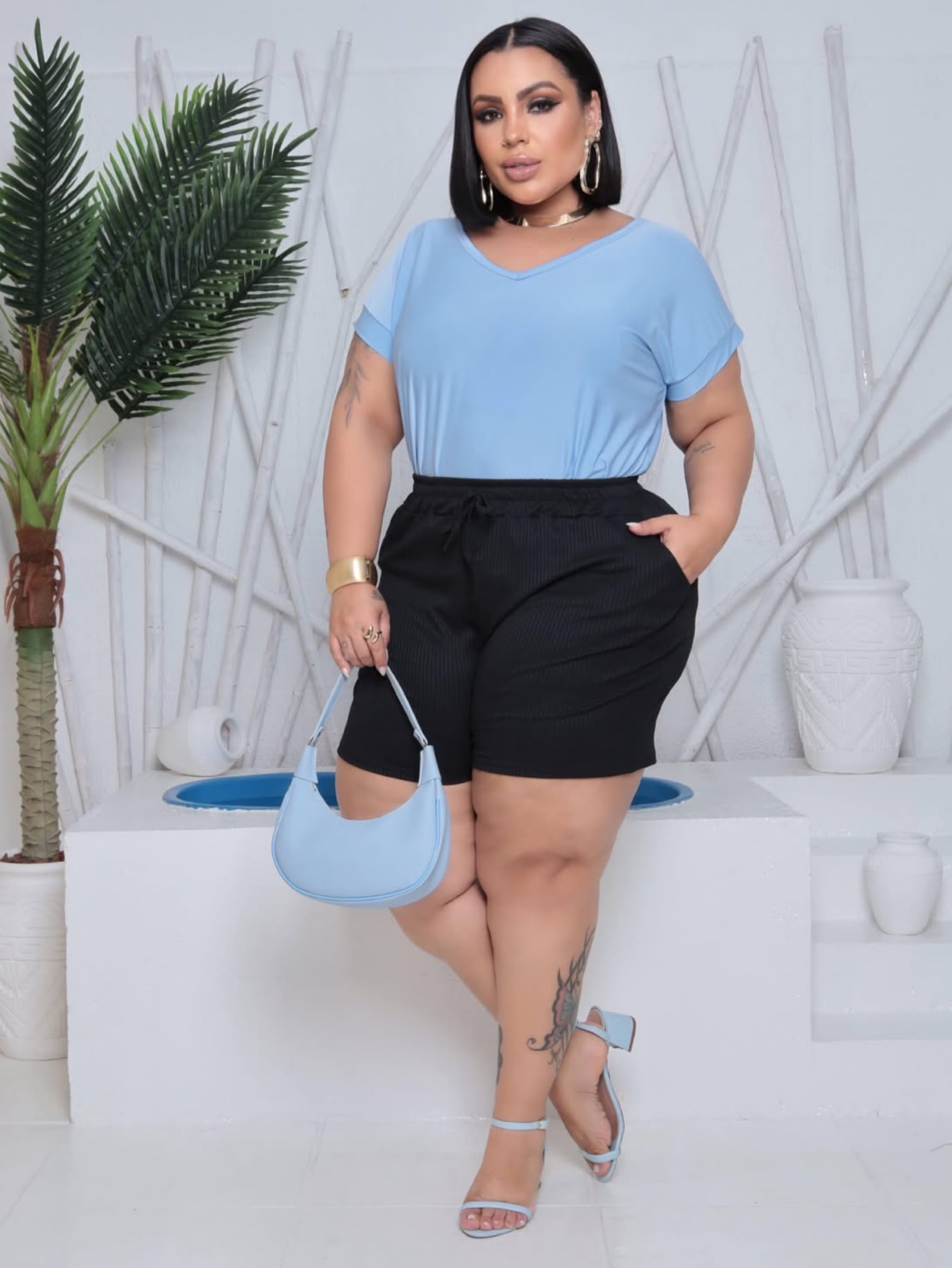 Shorts canelado bolso Plus Size
