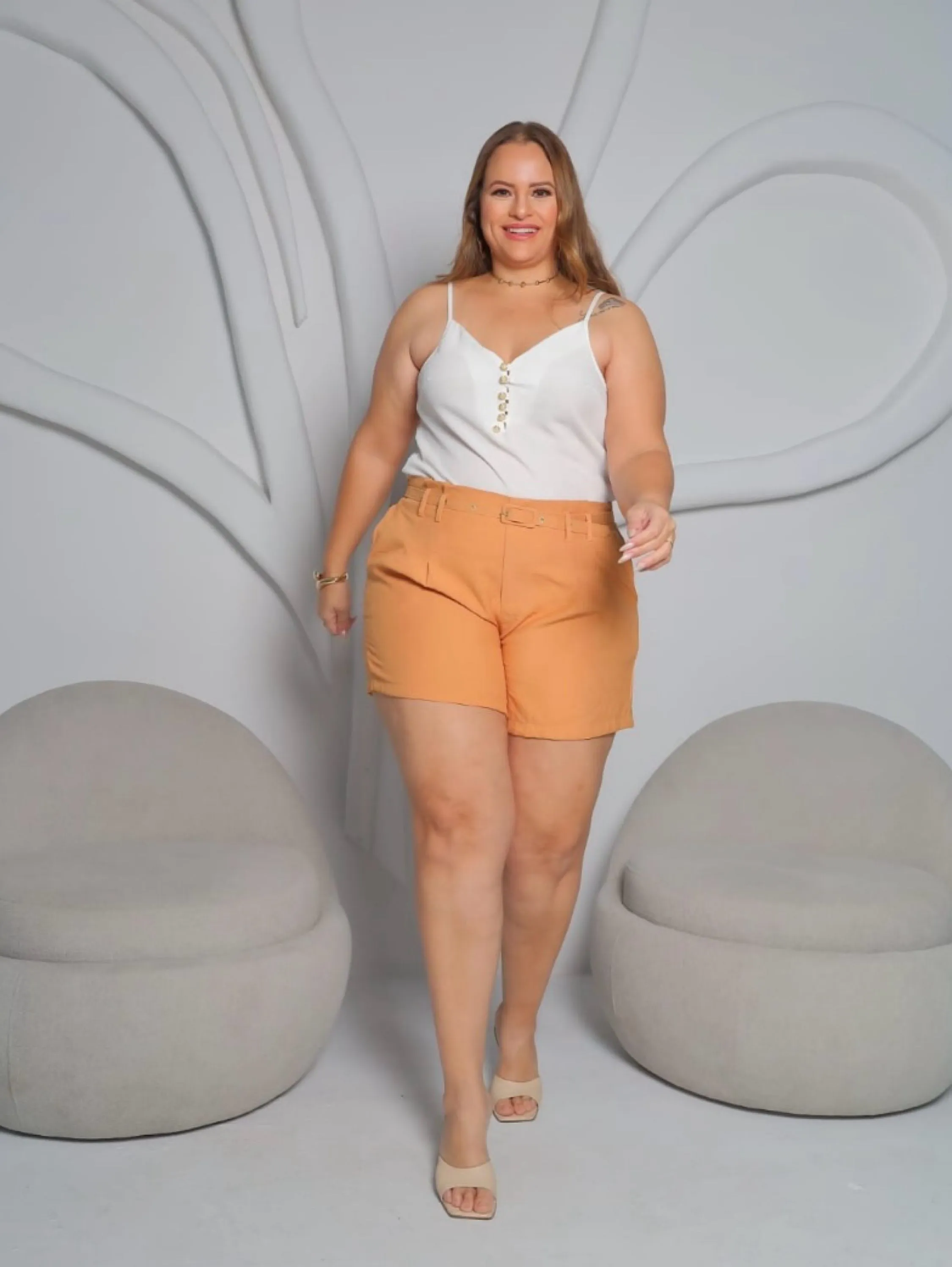 Shorts cinto Lorena Plus Size