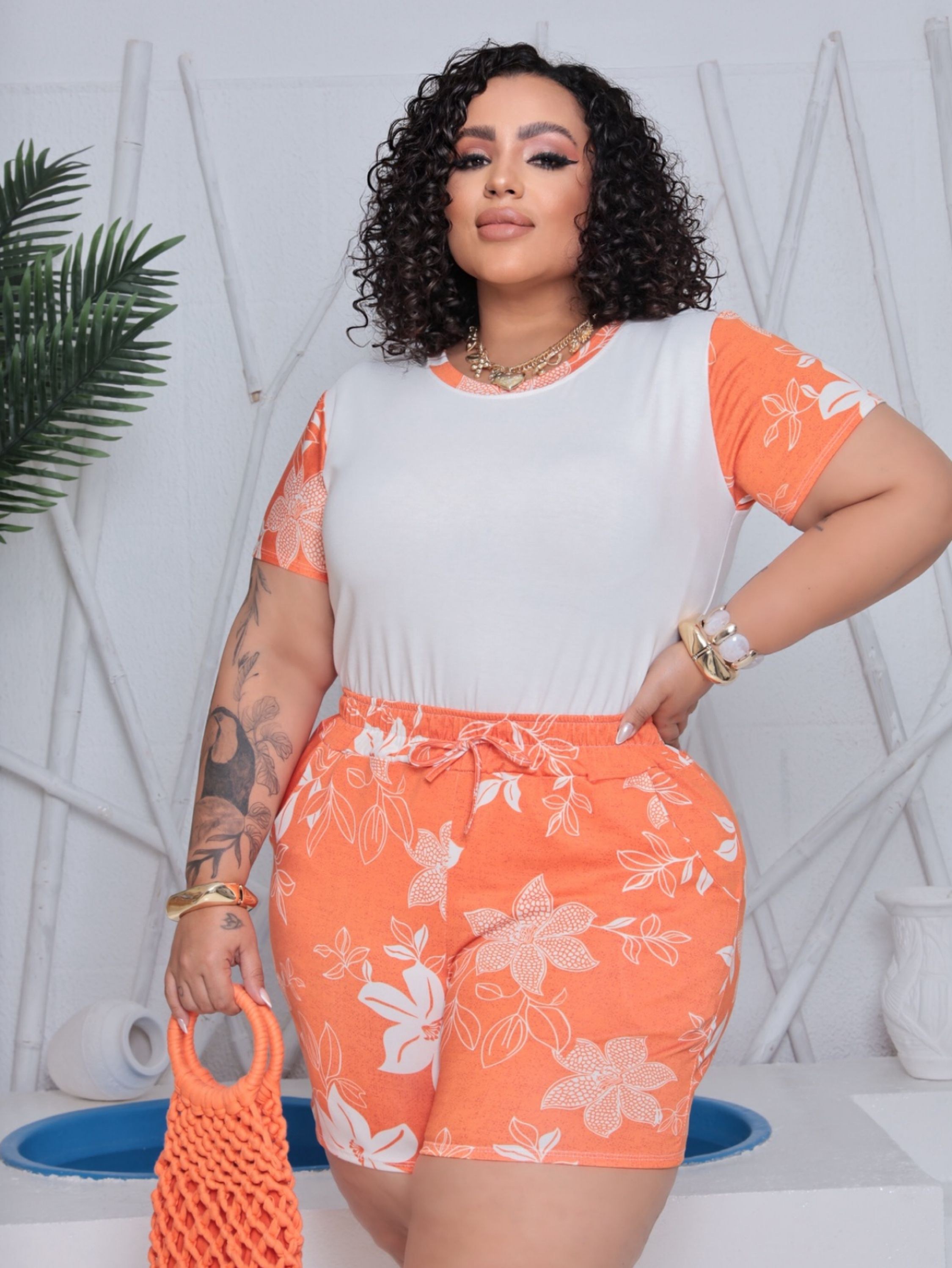 Conjunto shorts manguinha Plus Size