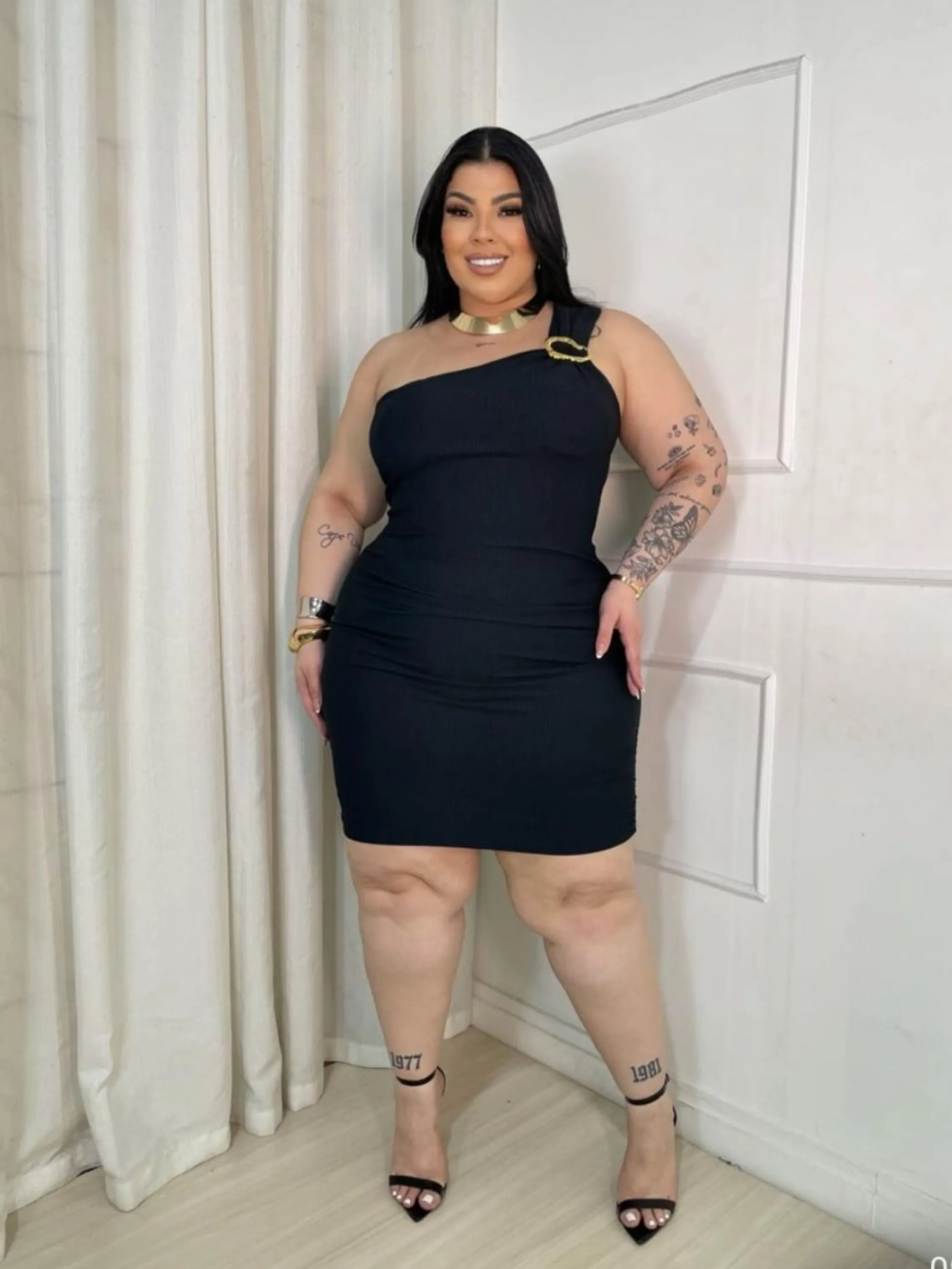 Vestido nula manca fivela Plus Size