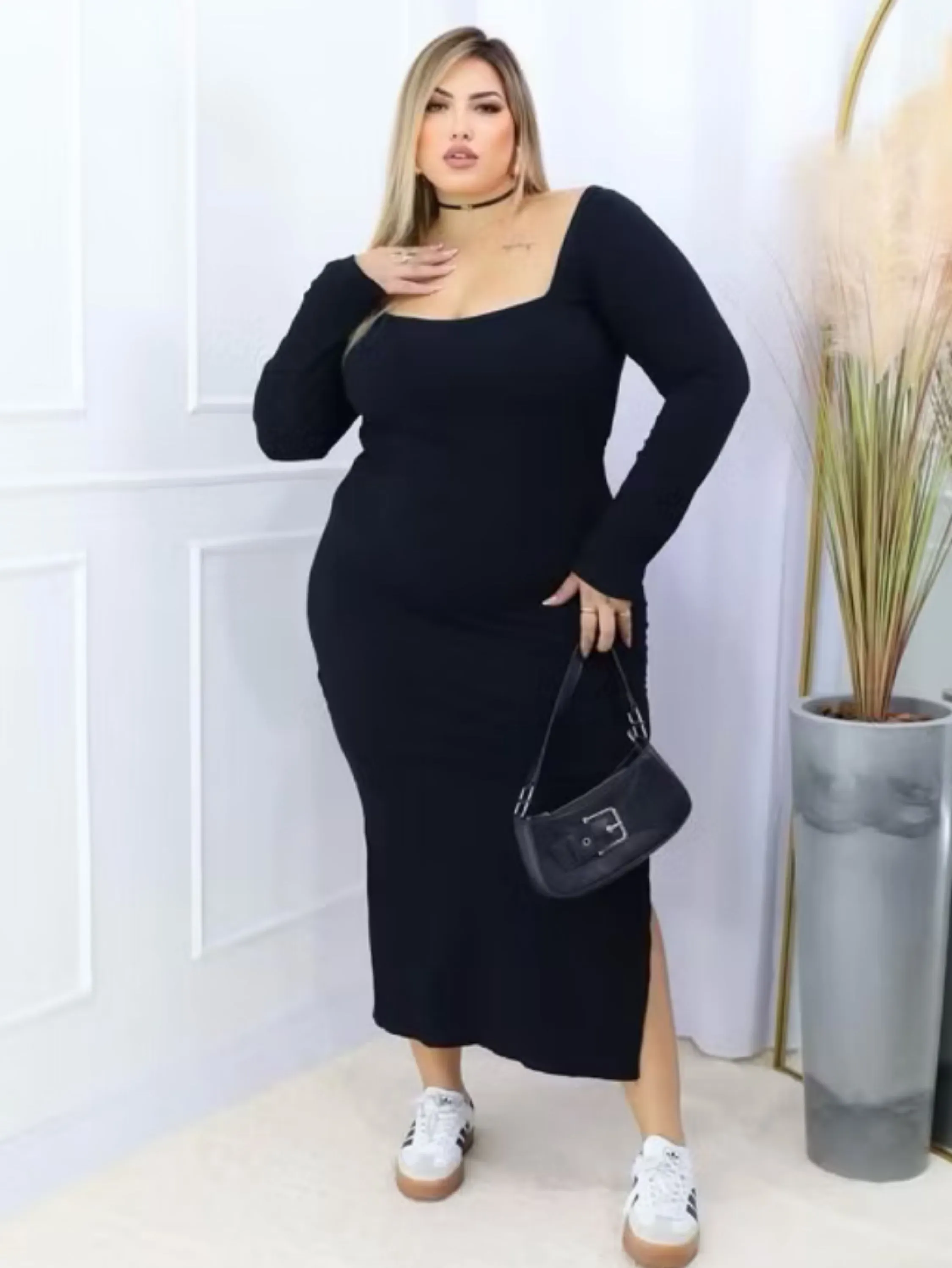 Vestido gola quadrada Plus Size