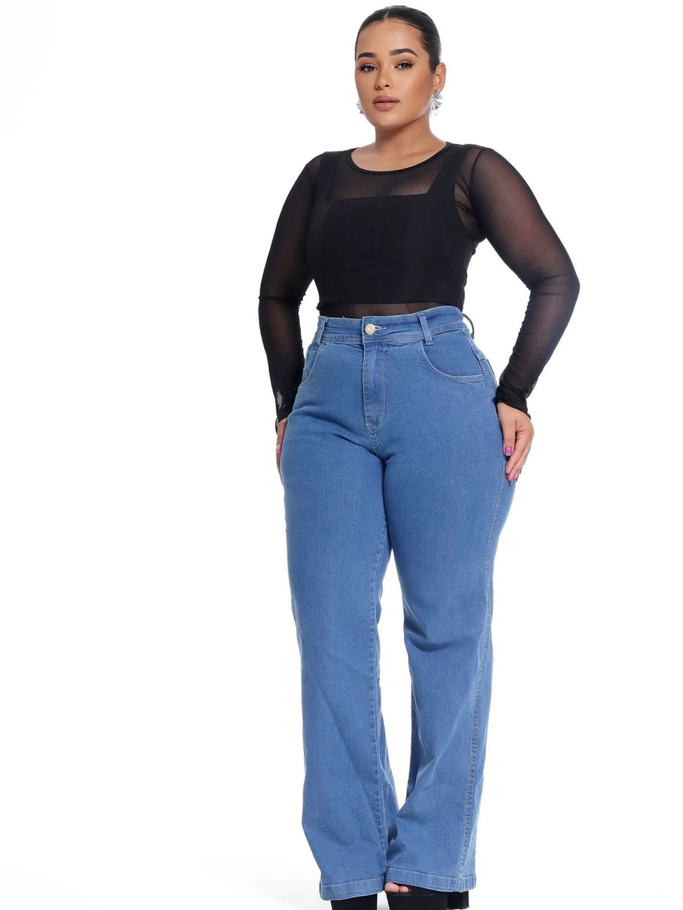 Wide leg jeans plus size cor clara com elastano cintura alta