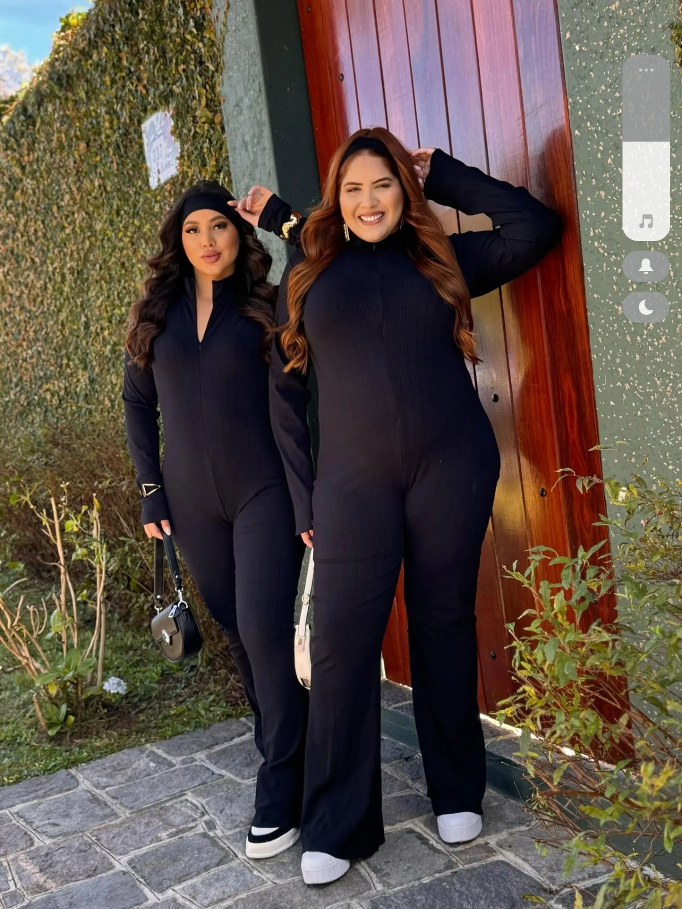 MACACÃO VIRGÍNIA FLARE PLUS SIZE