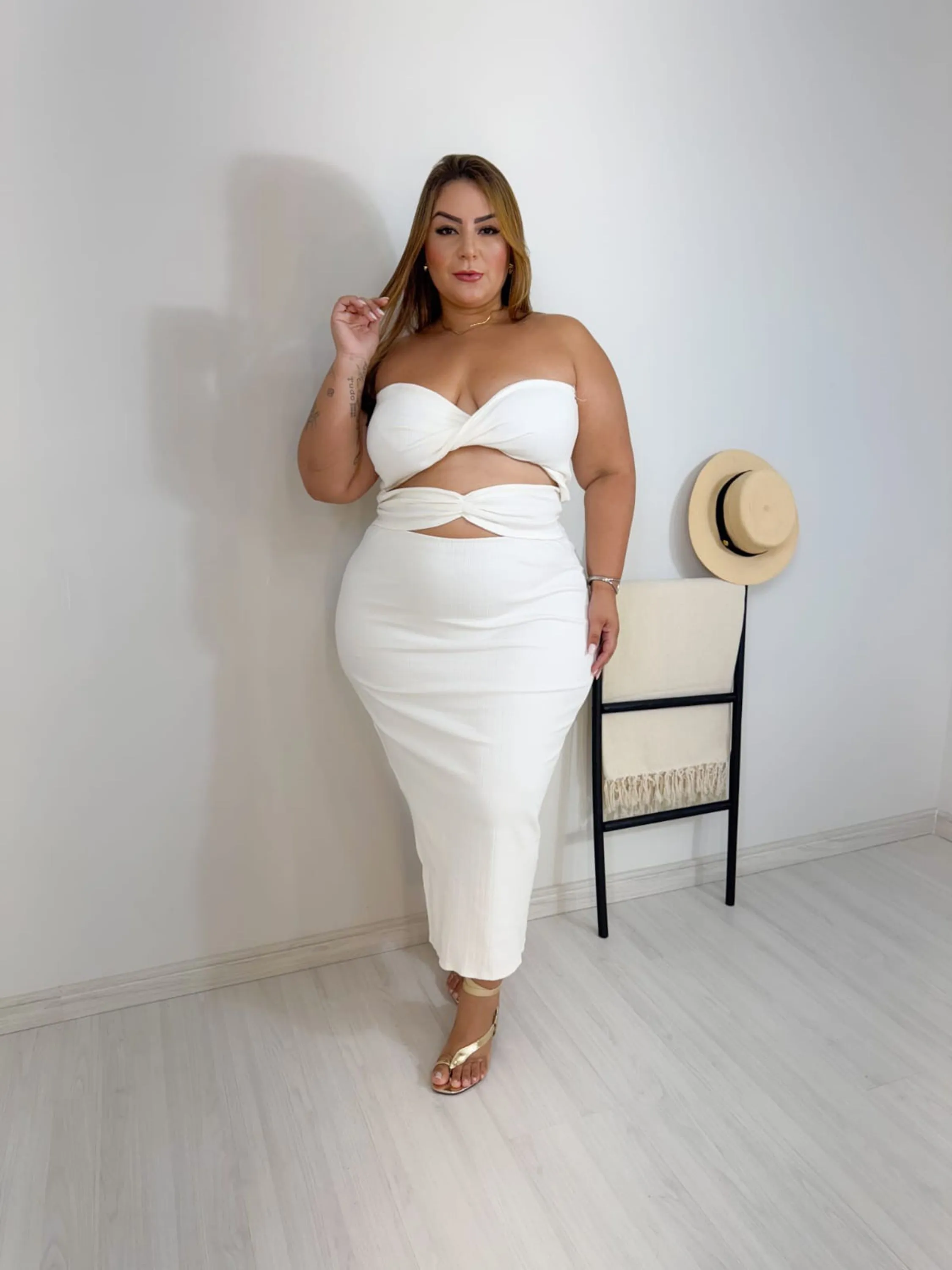 Vestido tomara q caía plus size