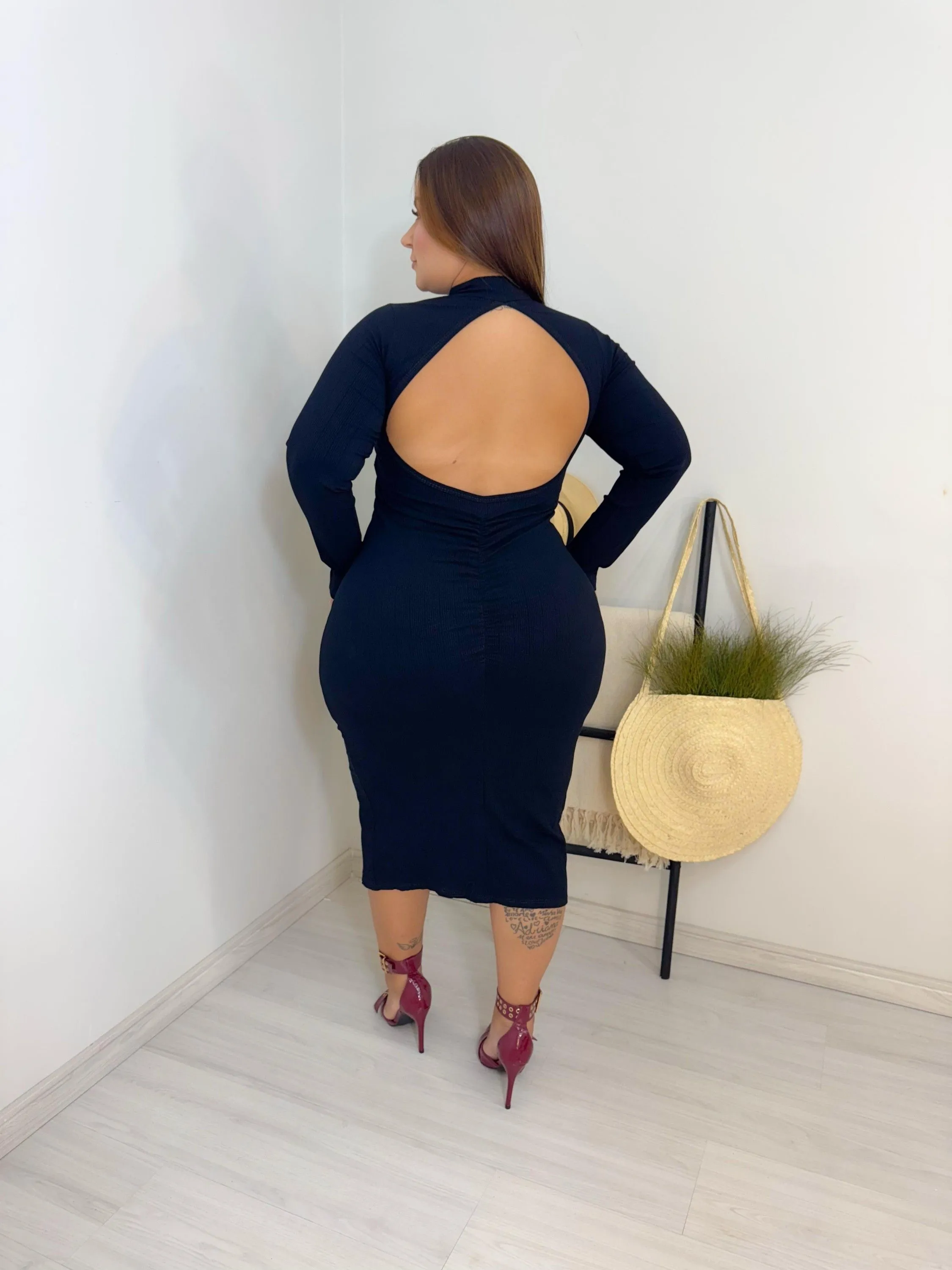 Vestido MIDI COSTA NUA PLUS