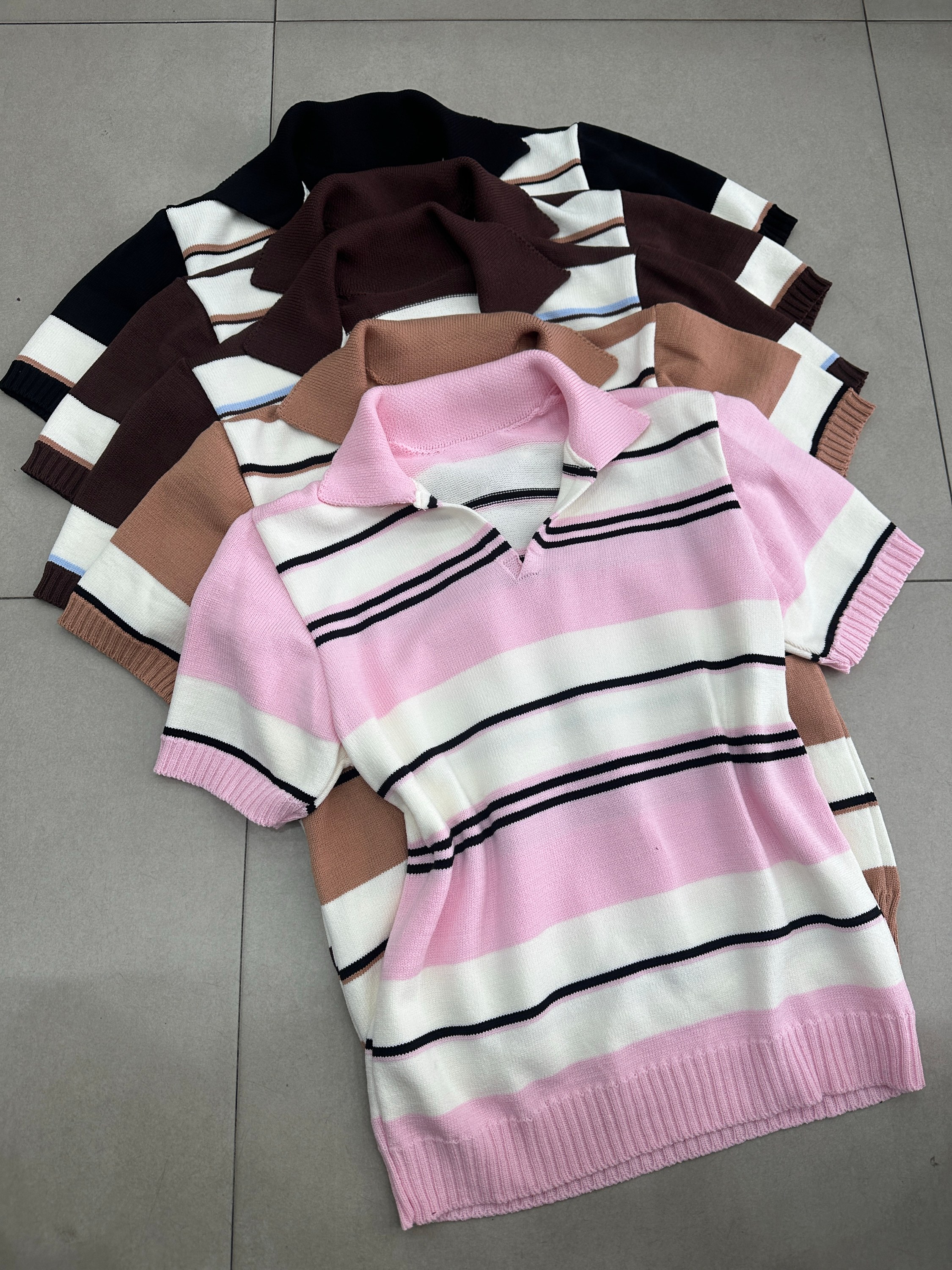 Polo listrado manga curta