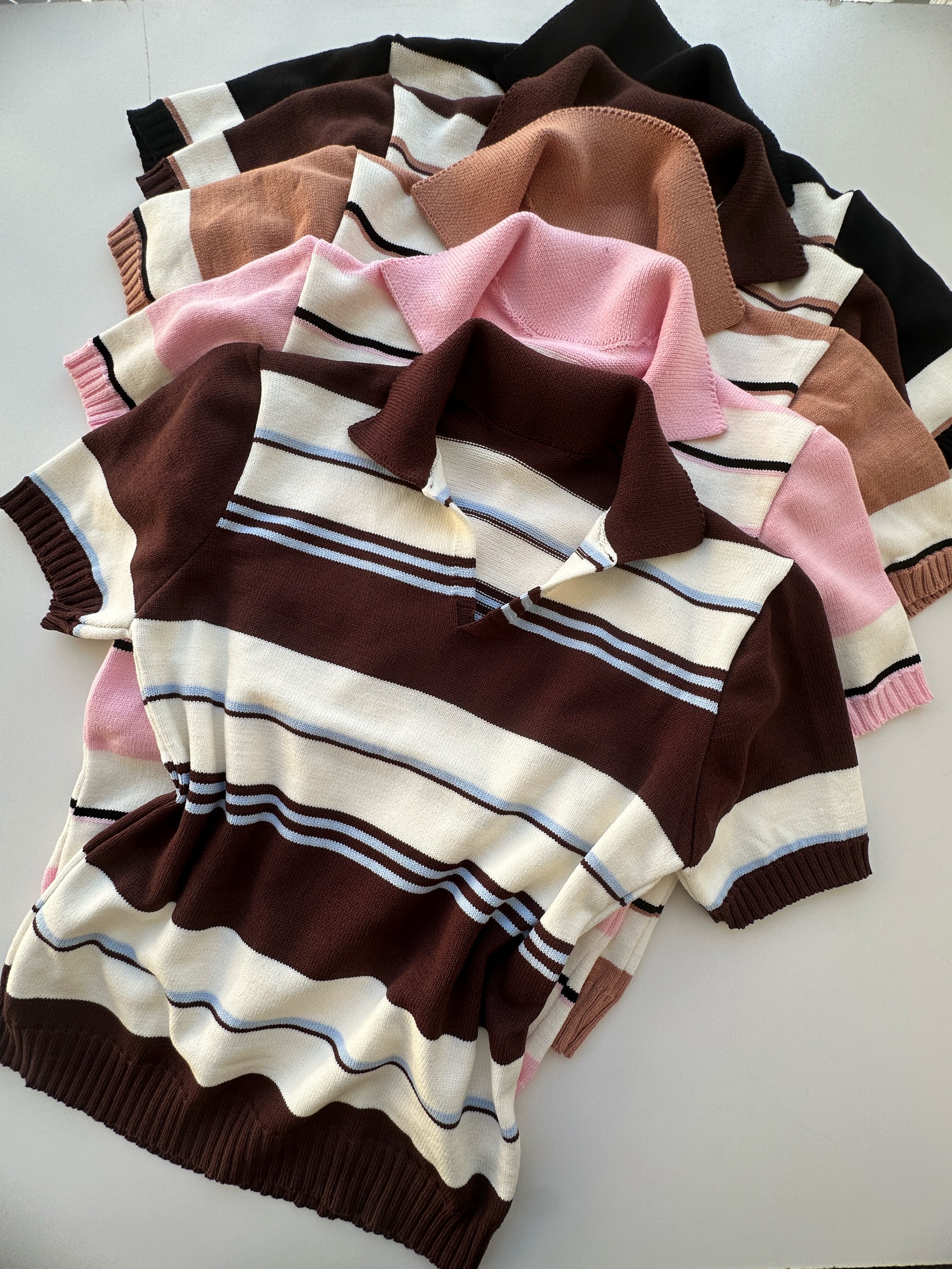 Polo listrado manga curta