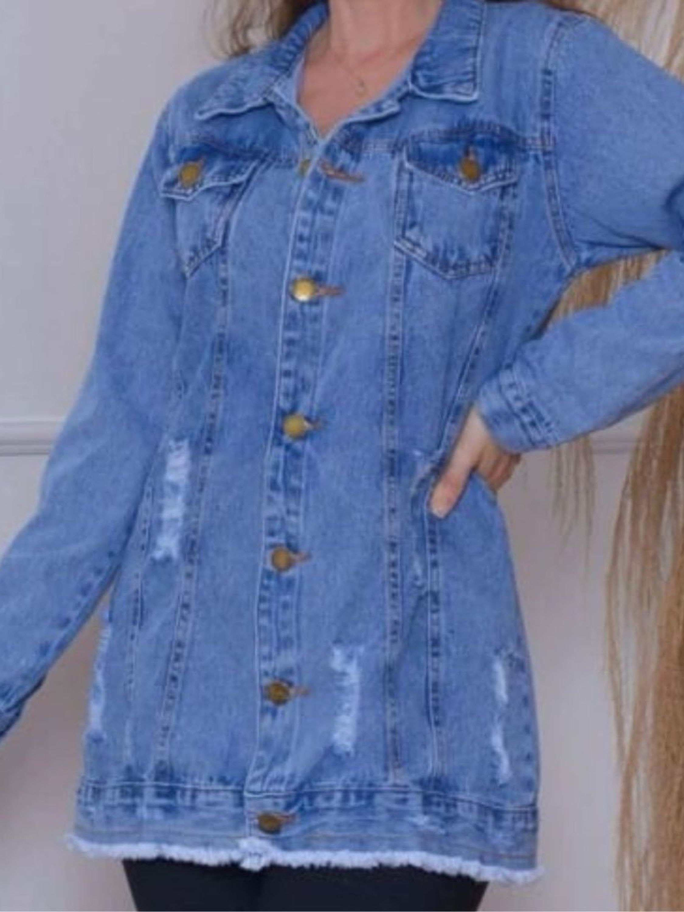 jaquetas jeans feminina modelo max 100% algodão lavagem clara com detalhe de barra desfiada