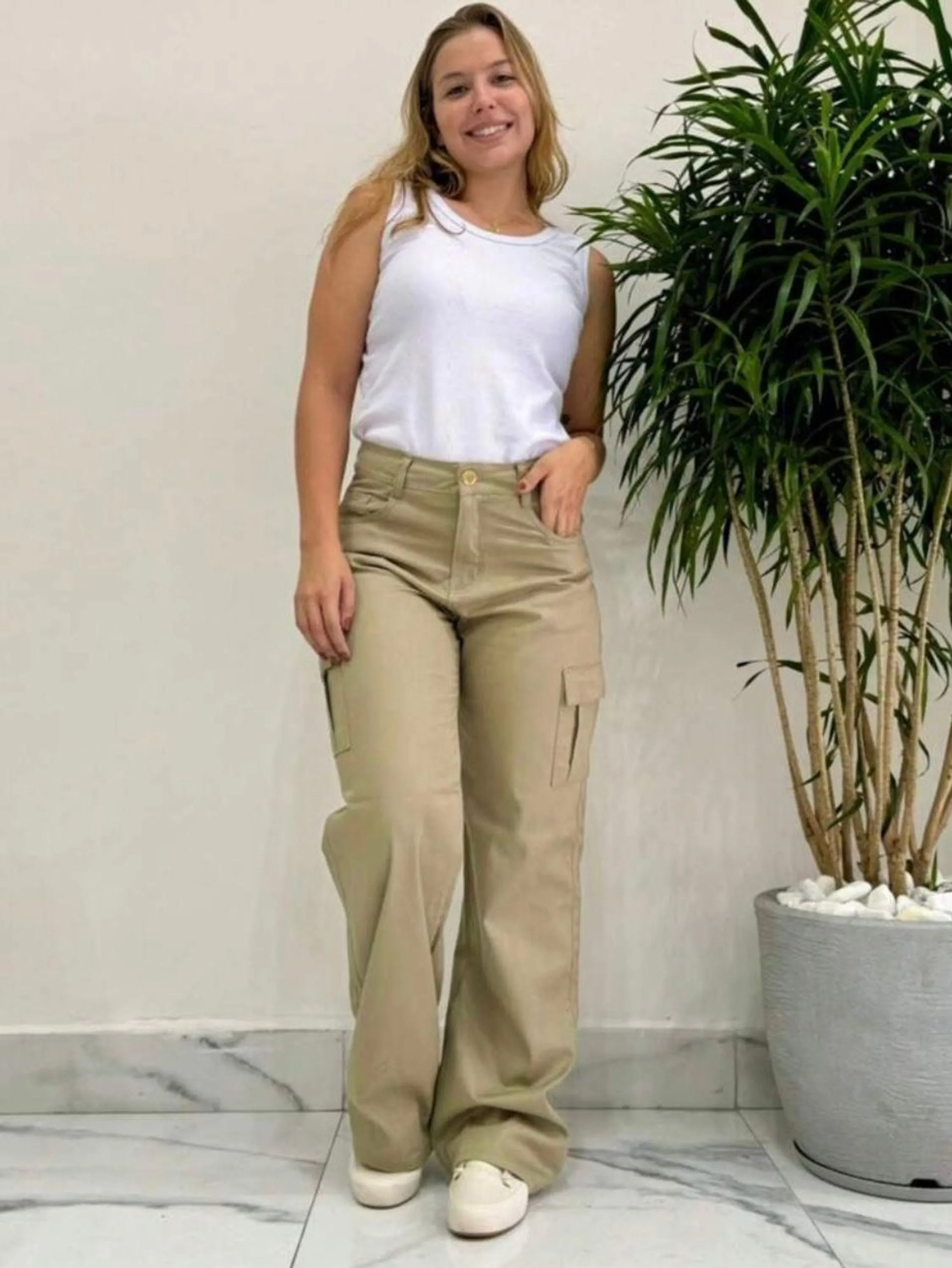 Calça pantalona cargo cor caqui 100% algodão