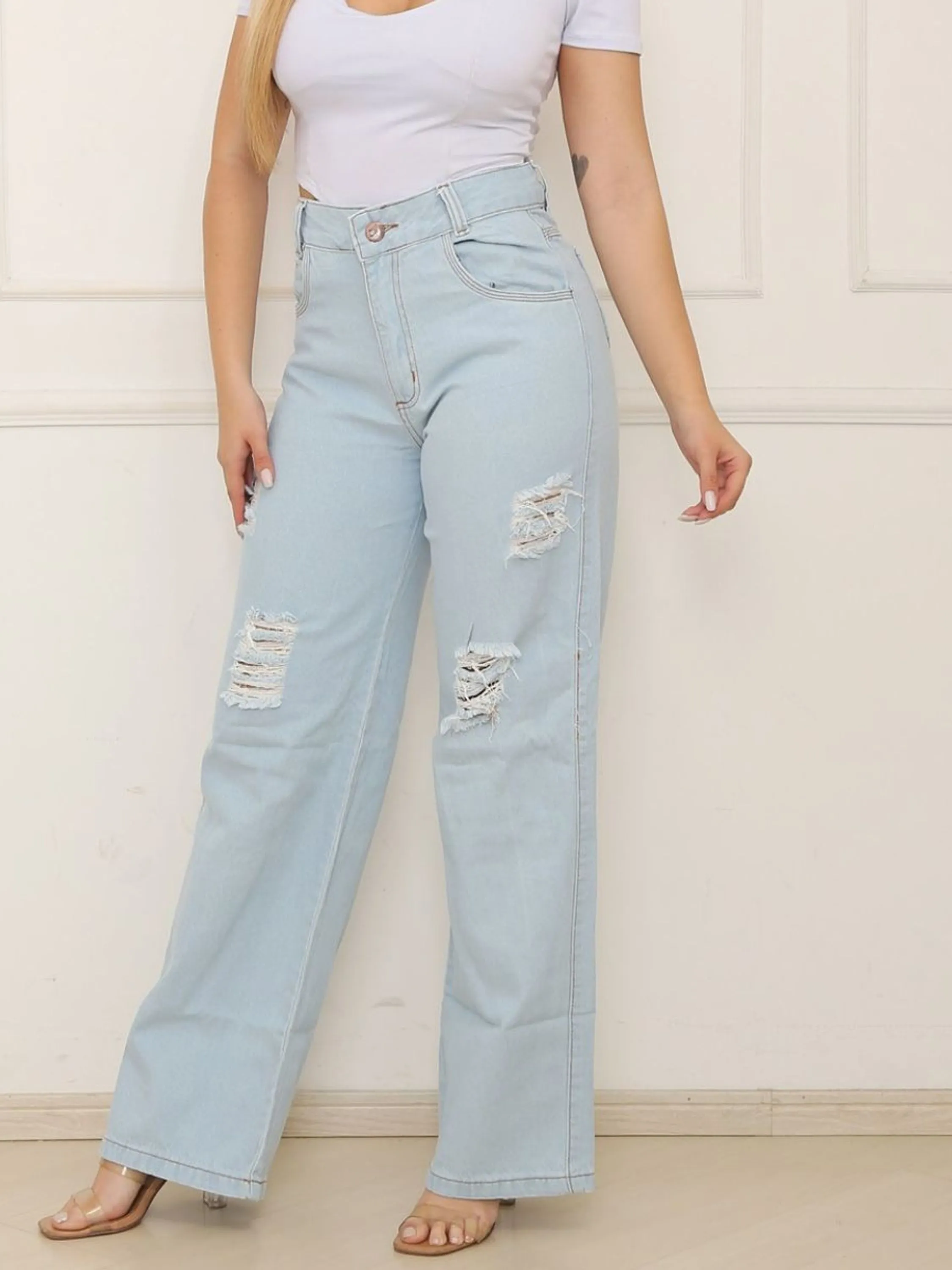 Calça jeans feminina modelo pantalona lavagem clara 100% algodão