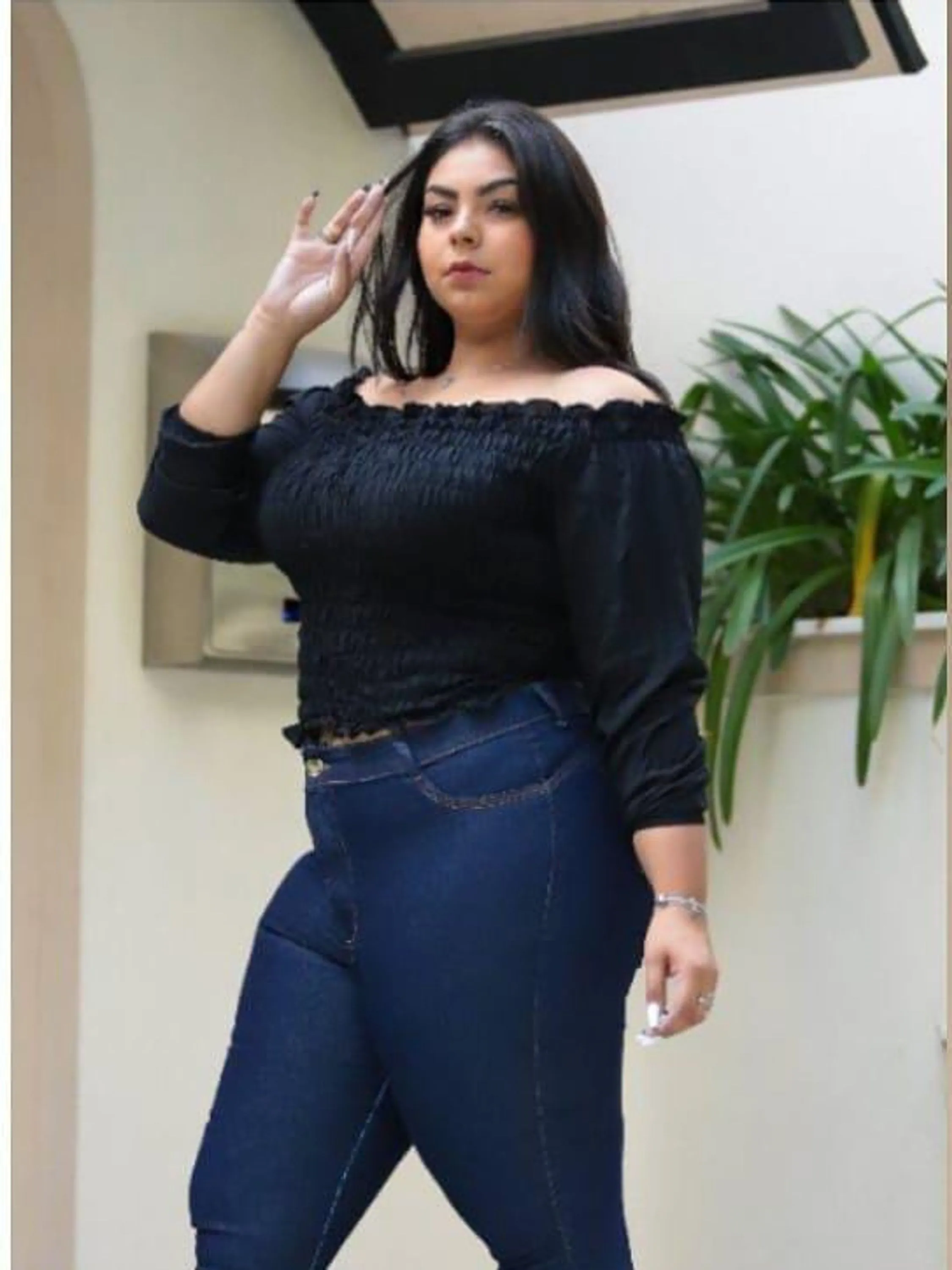 Calça jeans feminina plus size