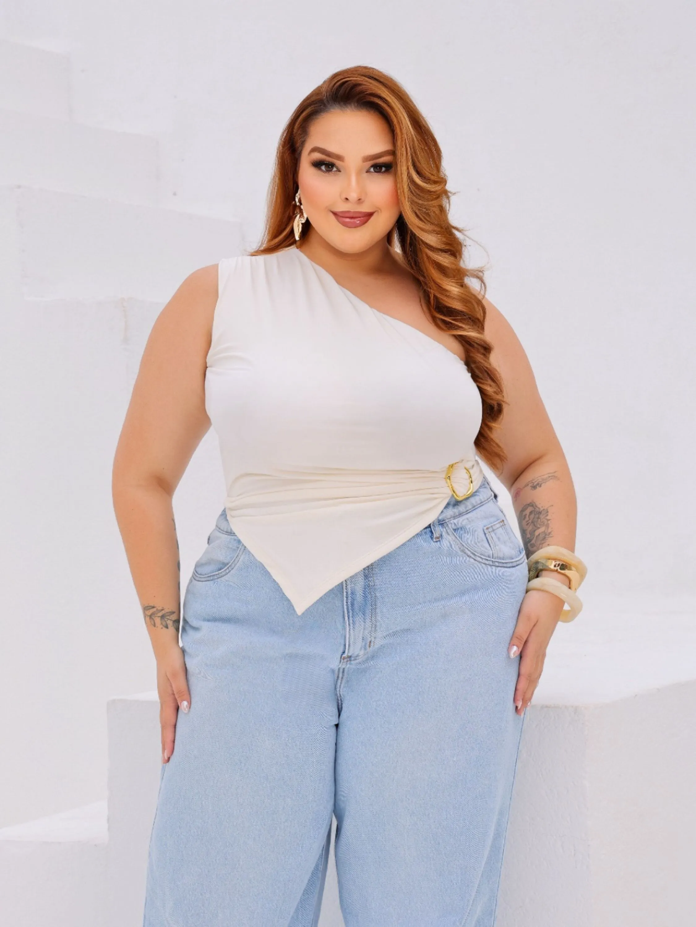 Blusa assimétrica argola orgânica