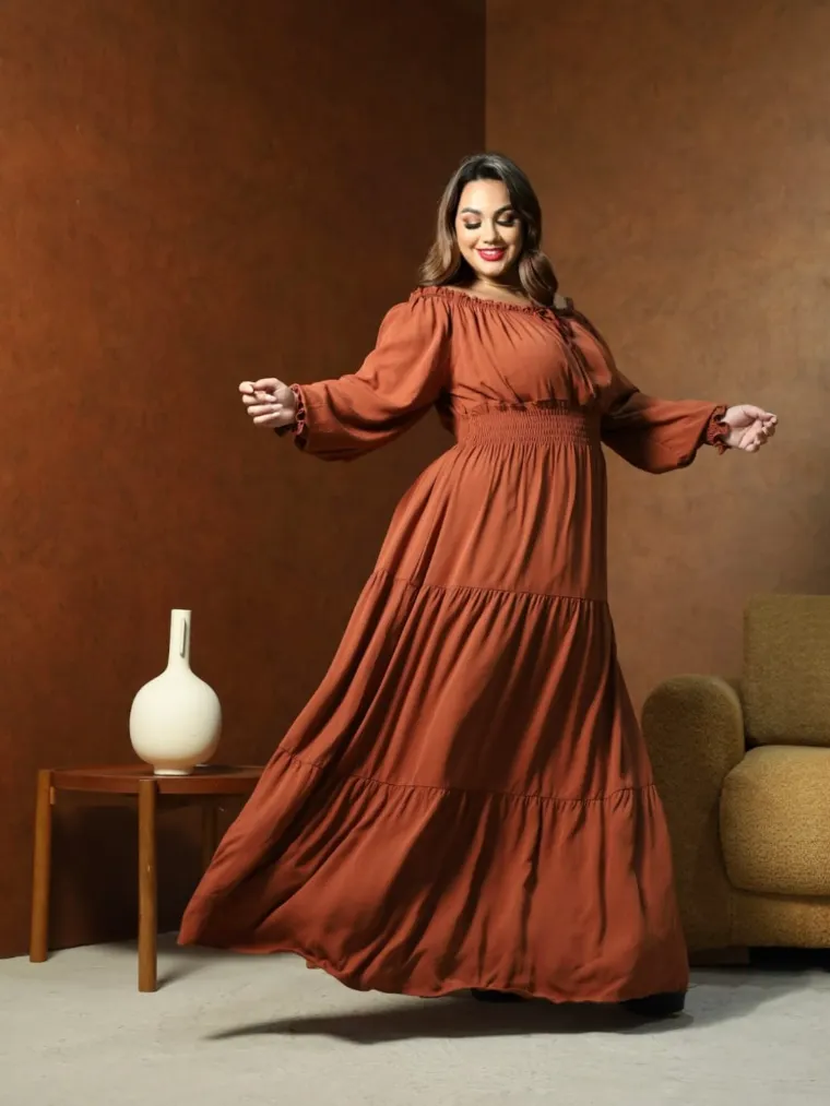 Vestido ciganinha plus size ju