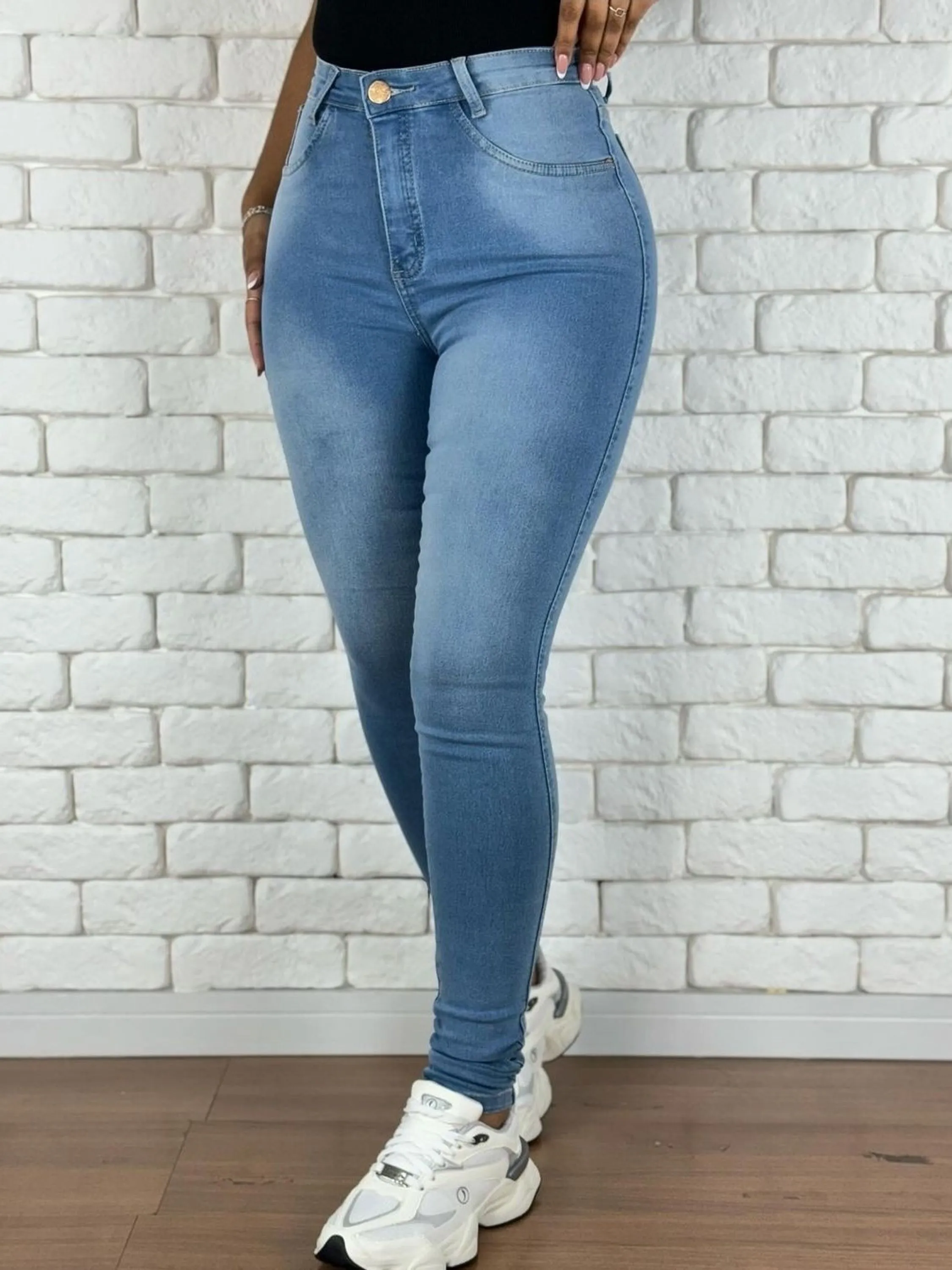 Calça jeans skinny feminina