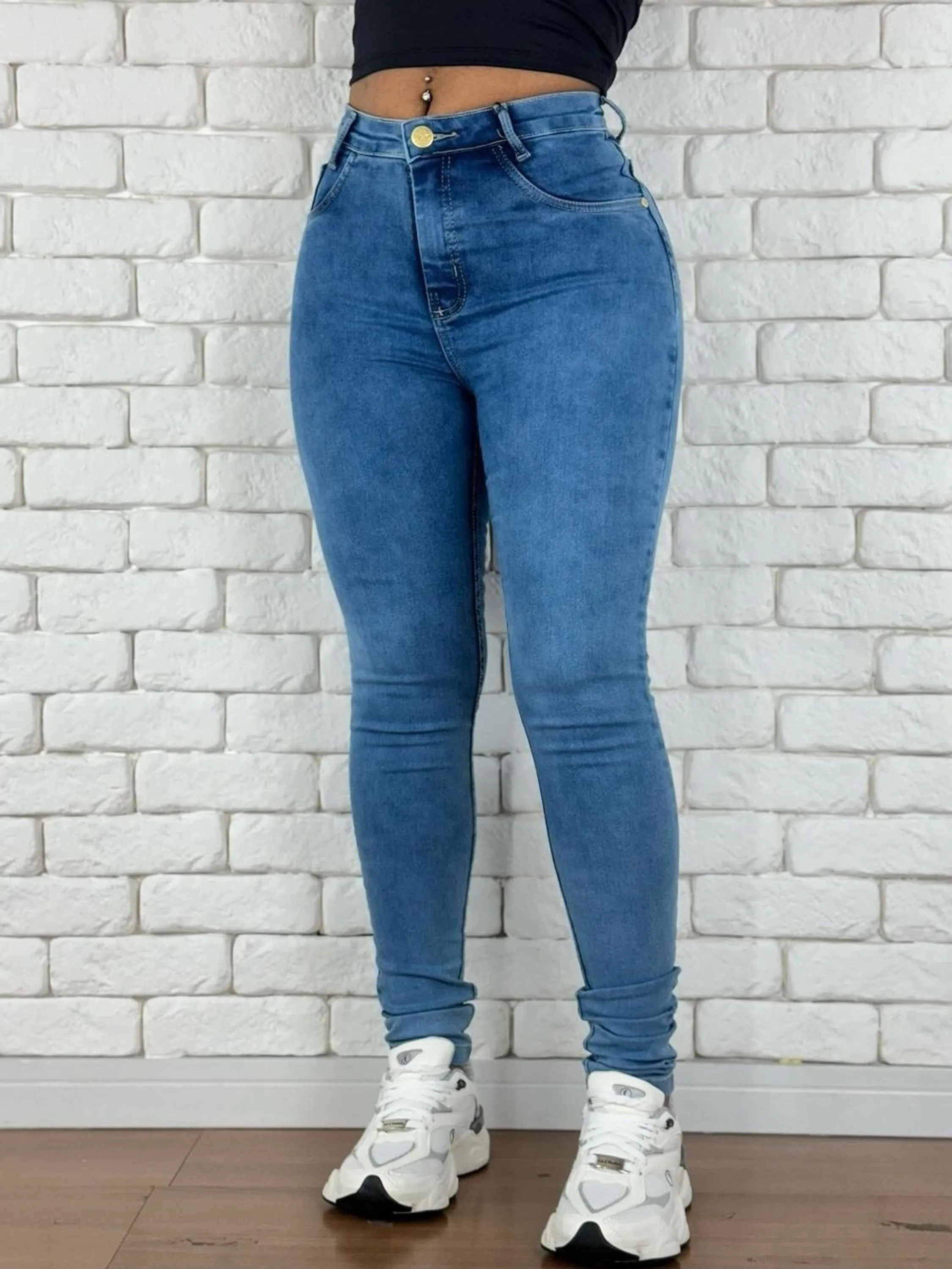 Calça jeans skinny feminina