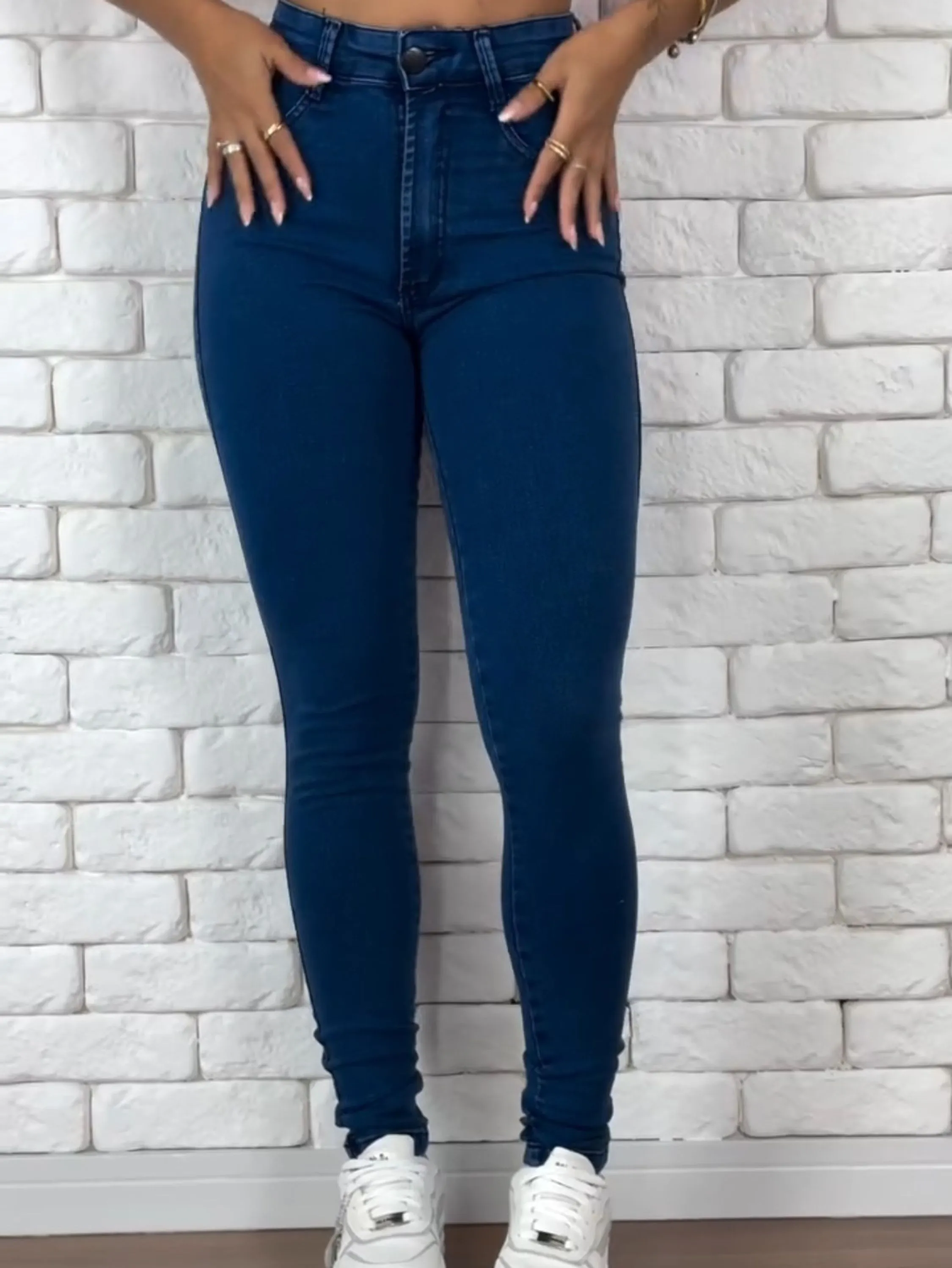 Calça jeans skinny feminina