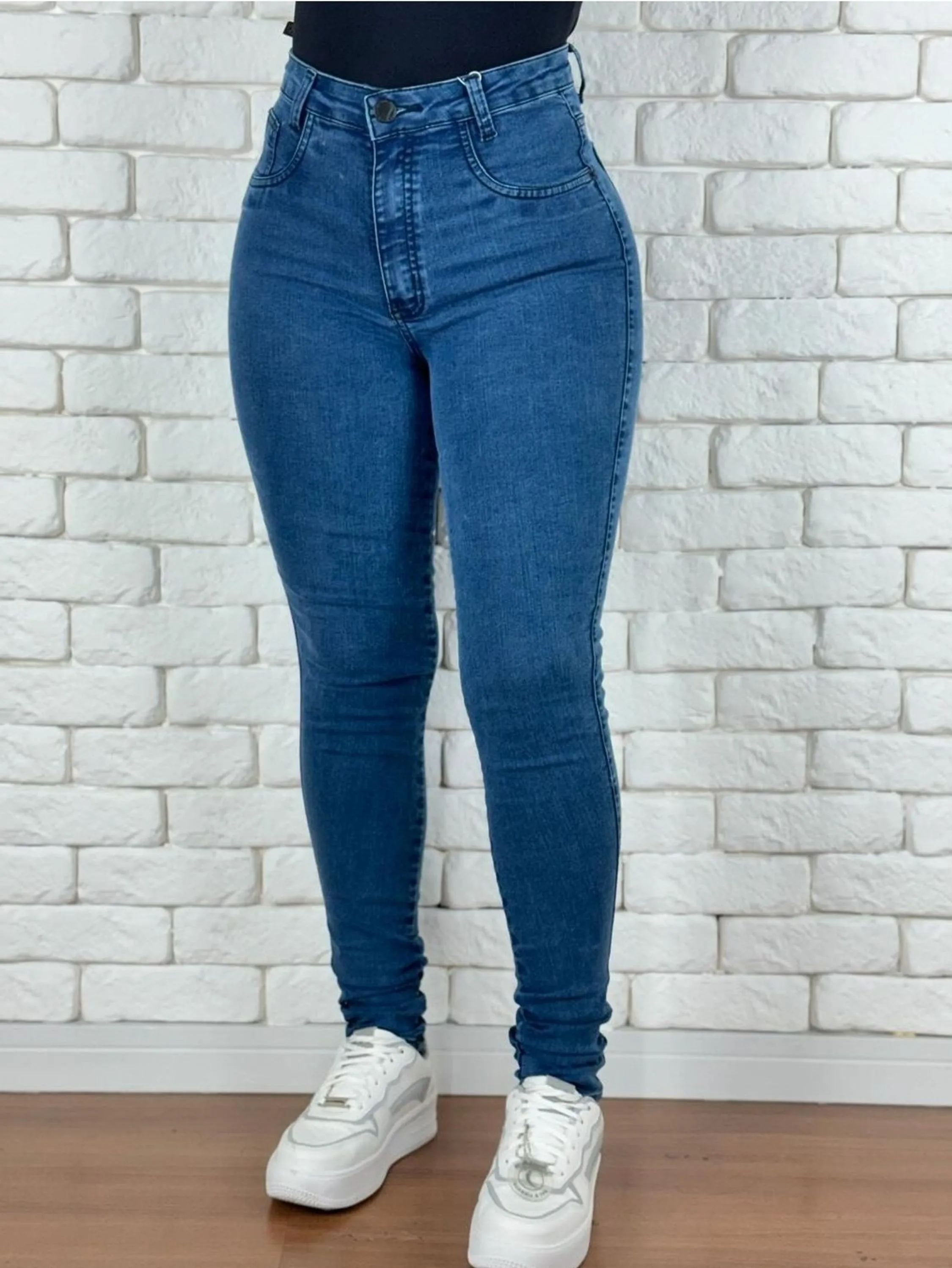 Calça jeans skinny feminina