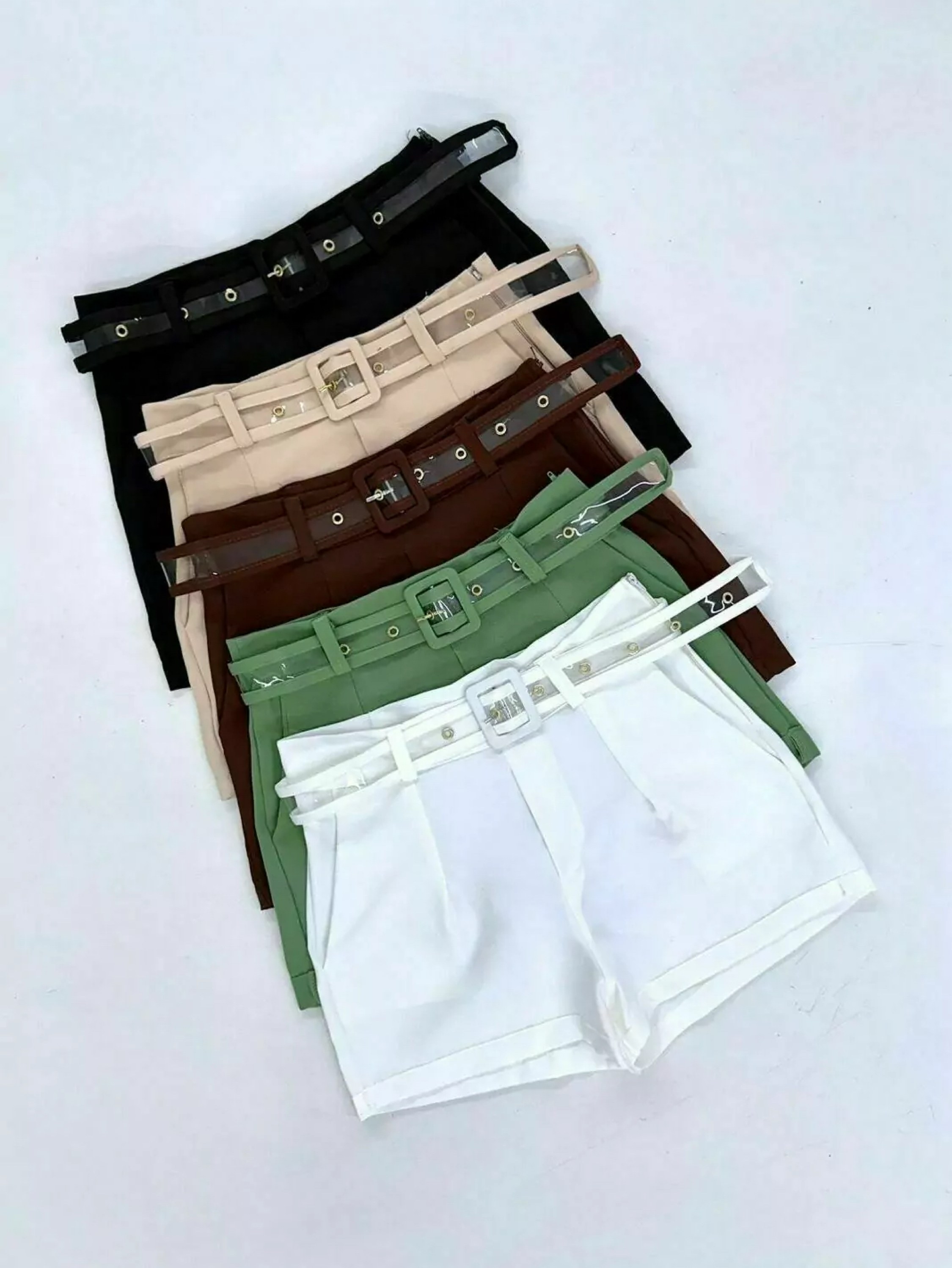 Short alfaiataria cinto transparente