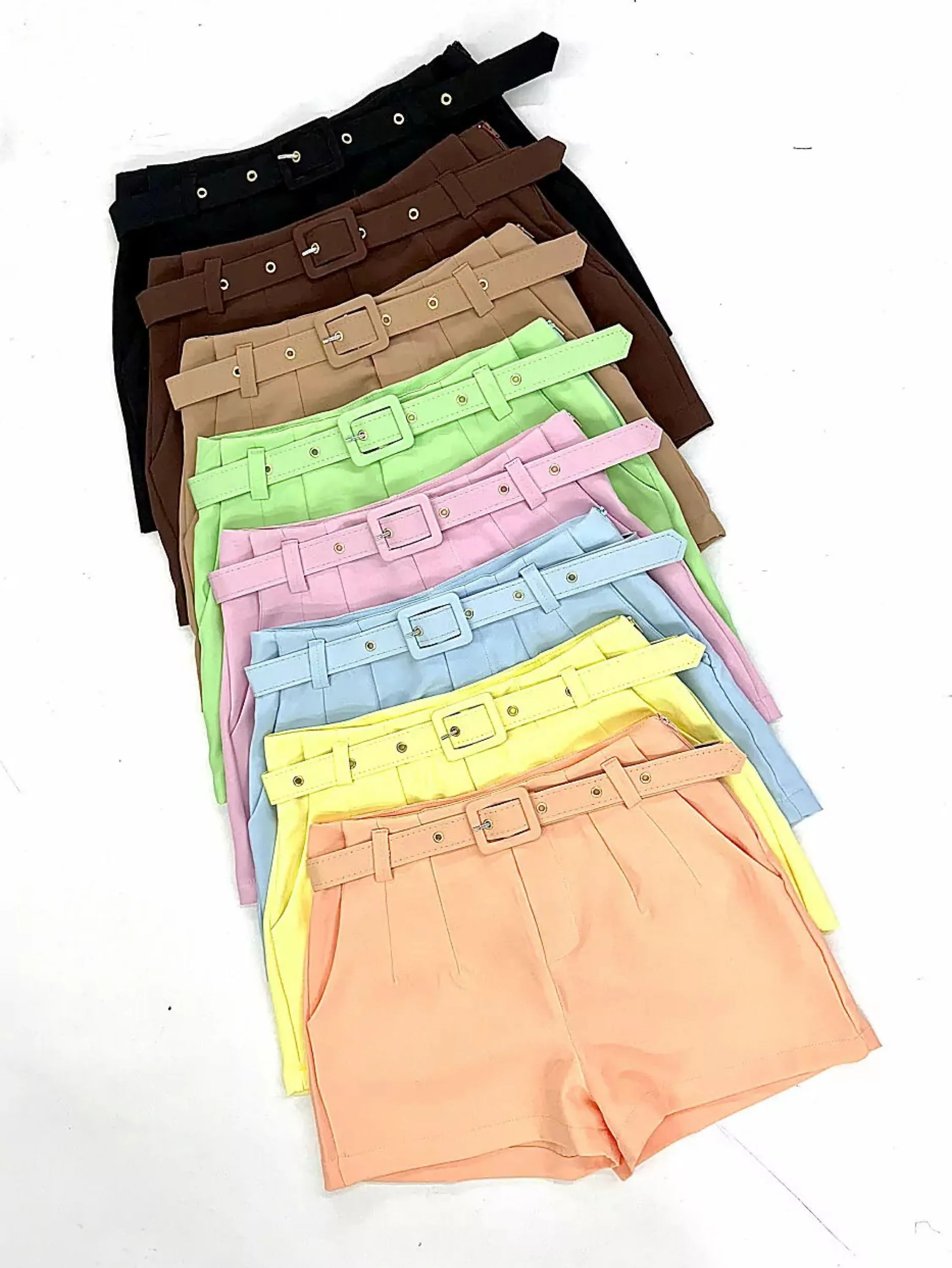 Short alfaiataria com cinto