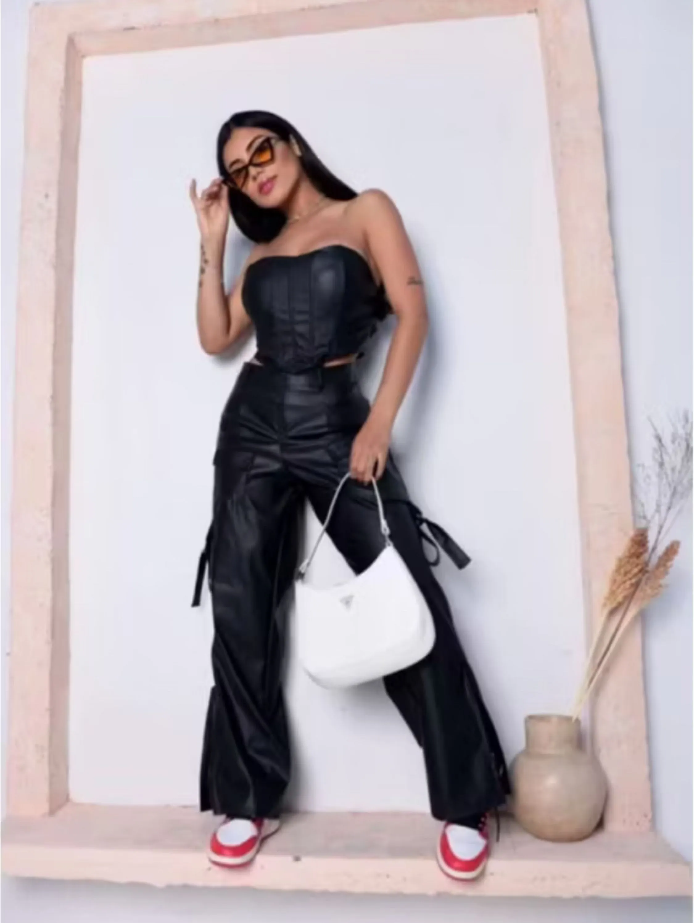 Calça Pantalona Wide Leg Reta Cargo Couro Fake