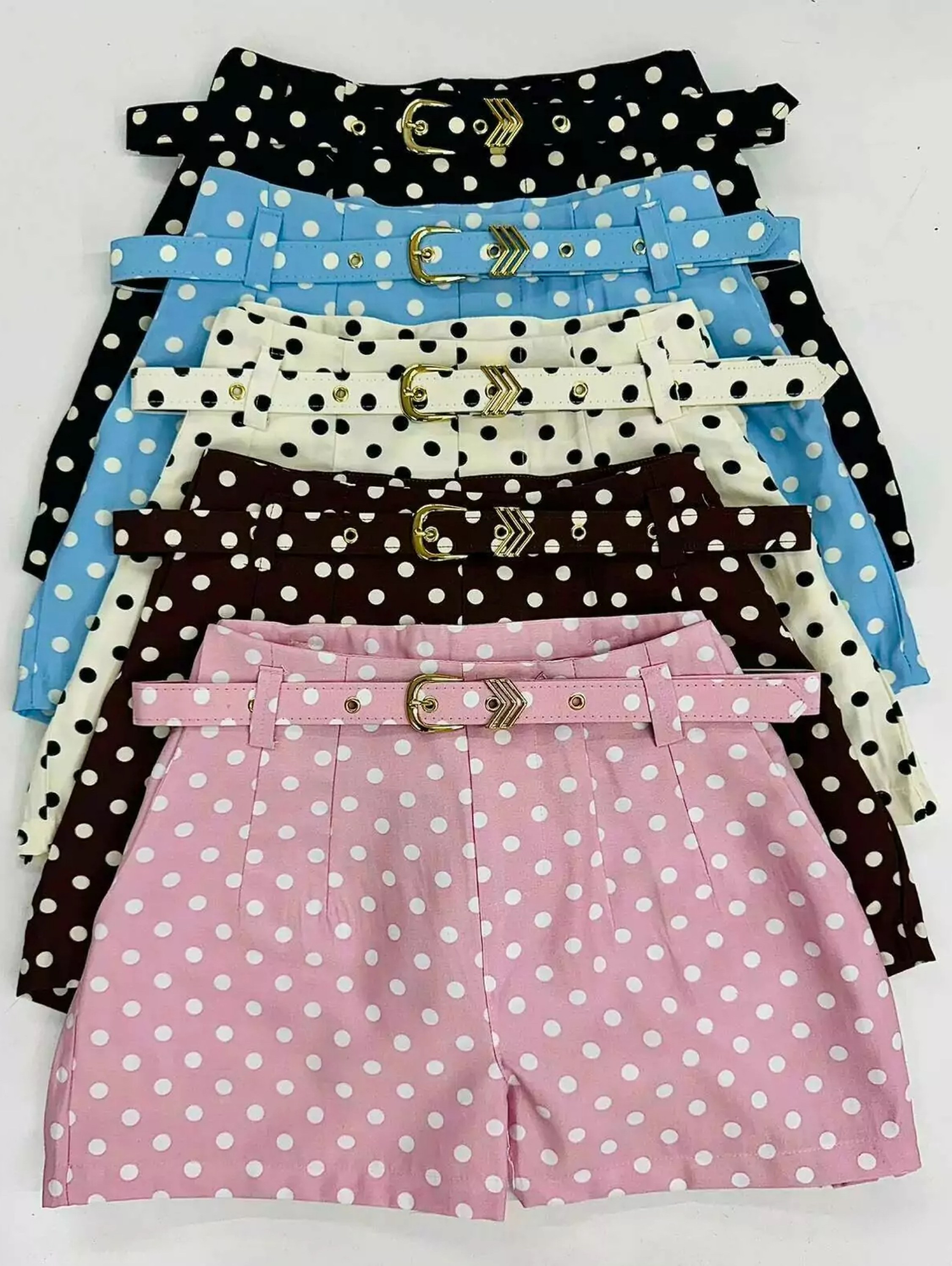 Short poa alfaiataria com cinto