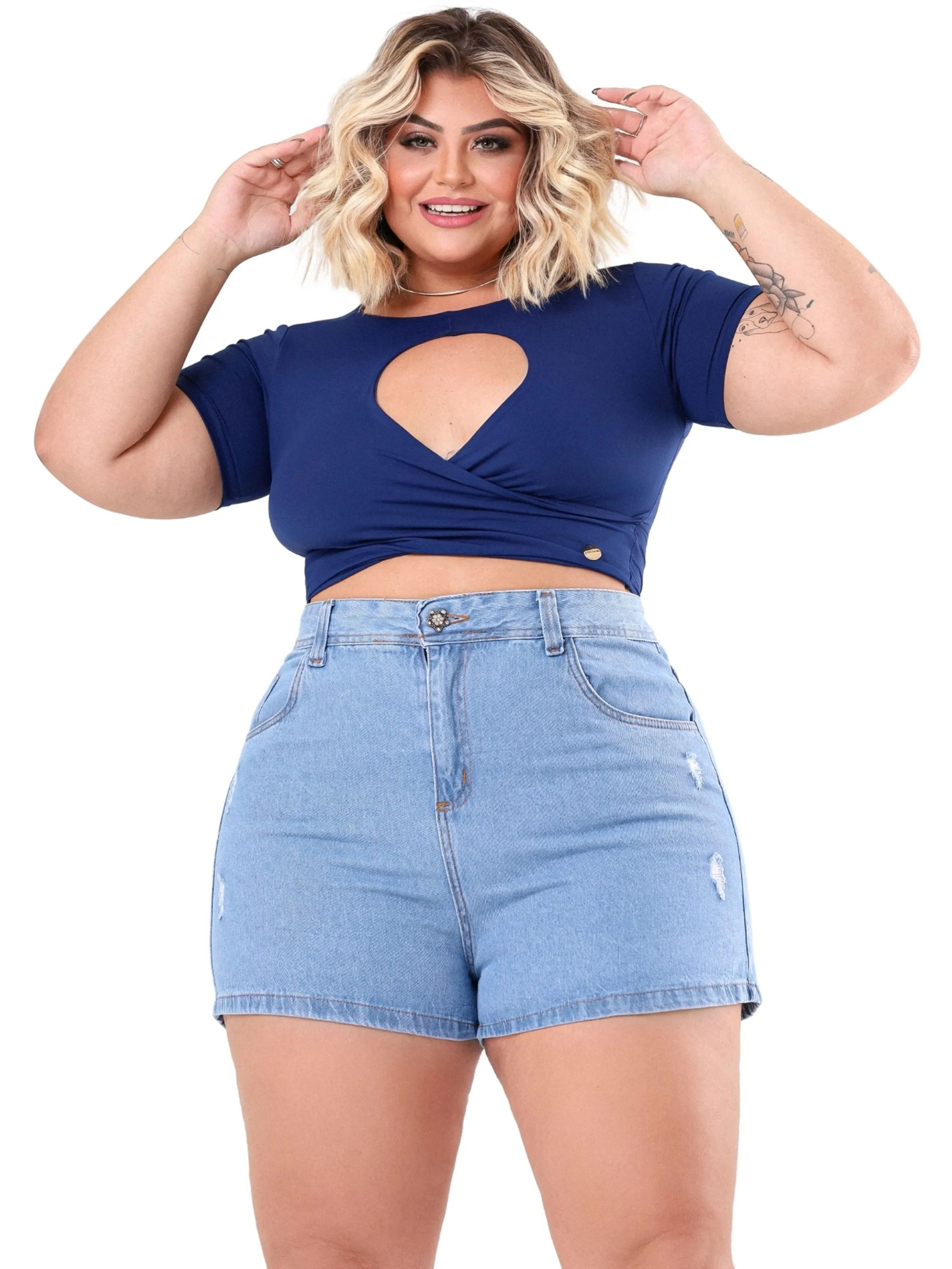 Short Jeans Meia Coxa Cós Alto com Lycra Casual Festas Plus Size