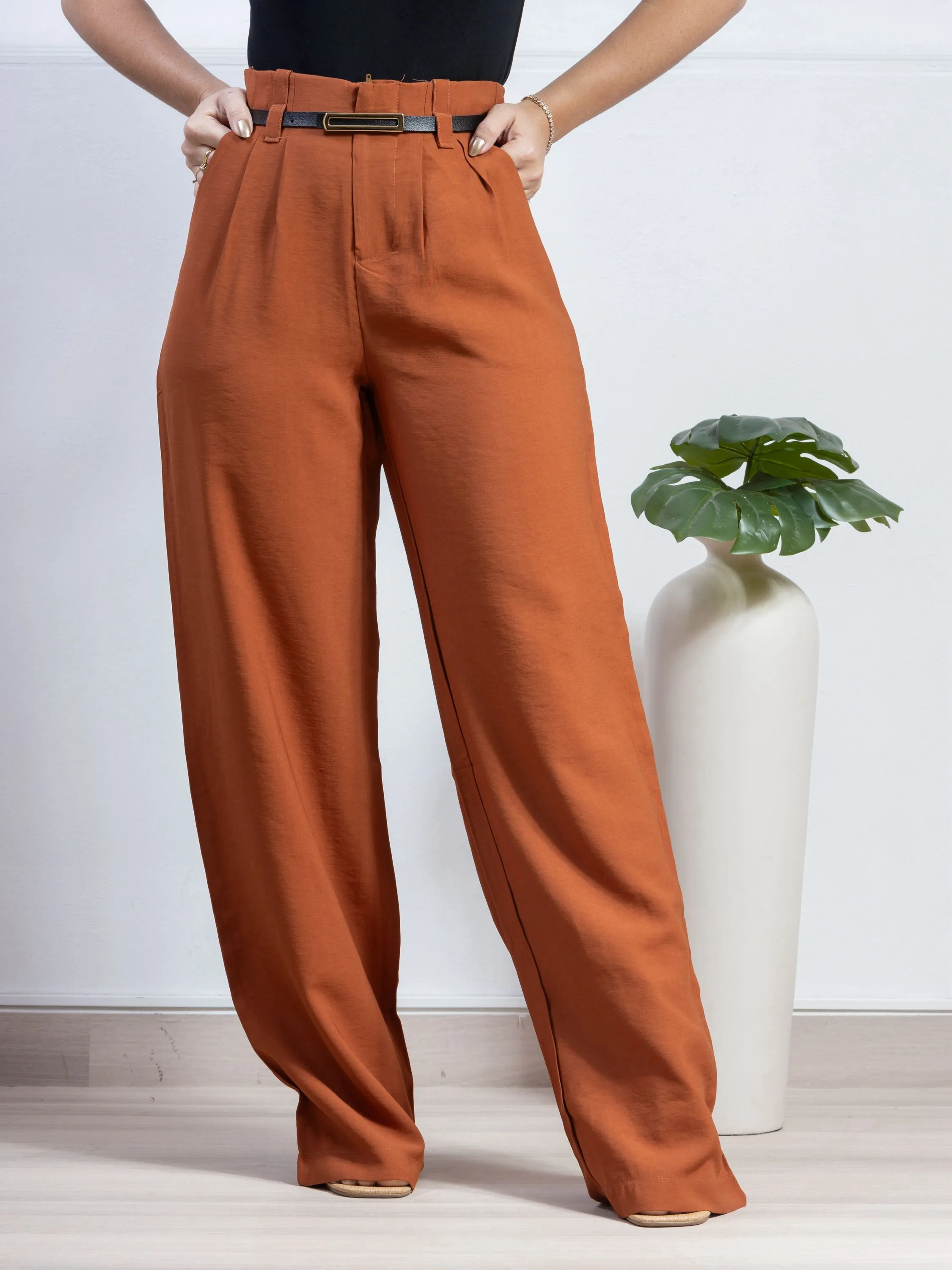 Calça feminina pantalona marrant