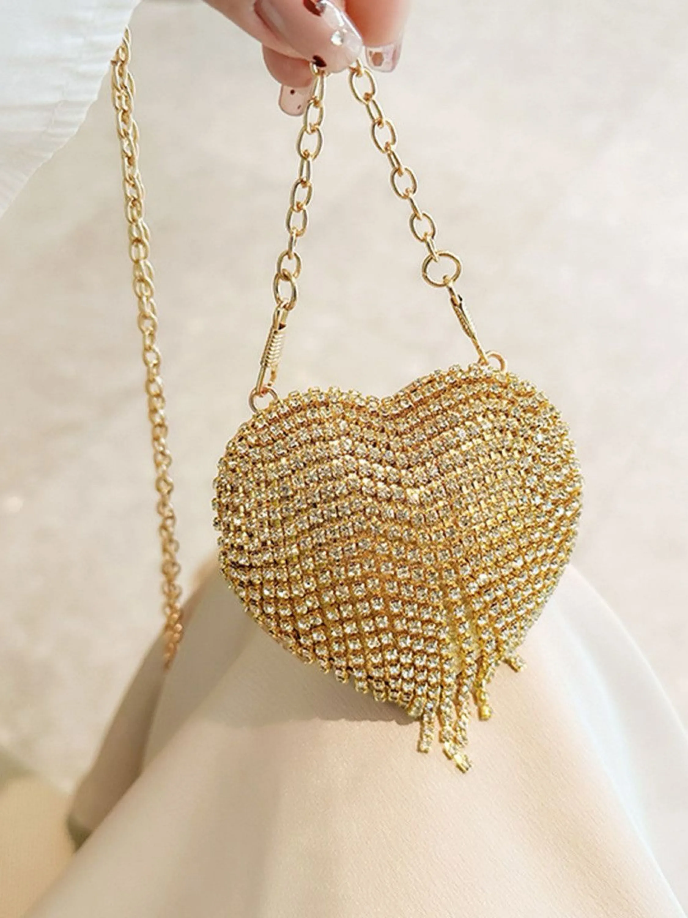 Bolsa de festa clutch formato coração
