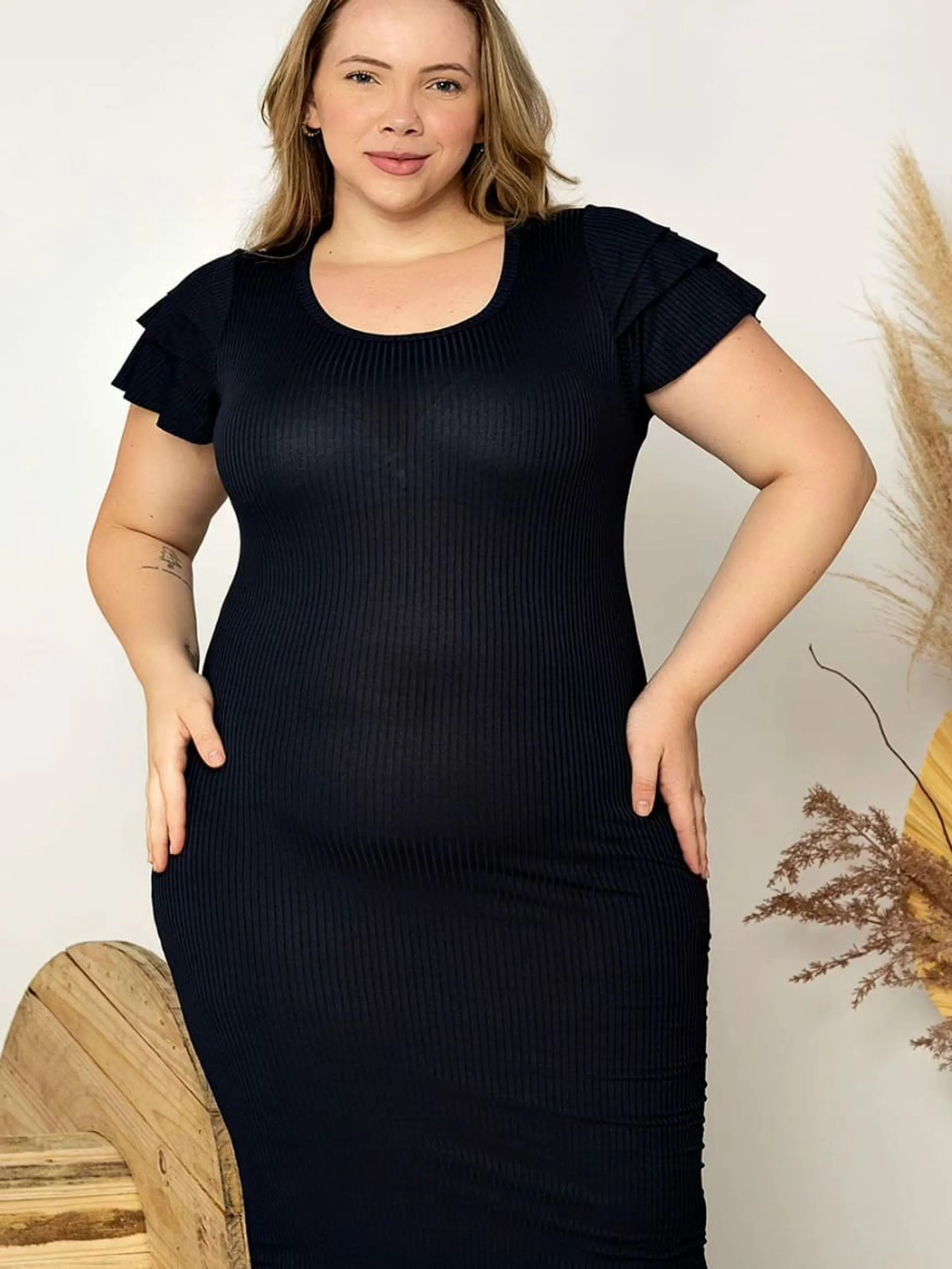 Vestido Midi Manga Babado Plus Size