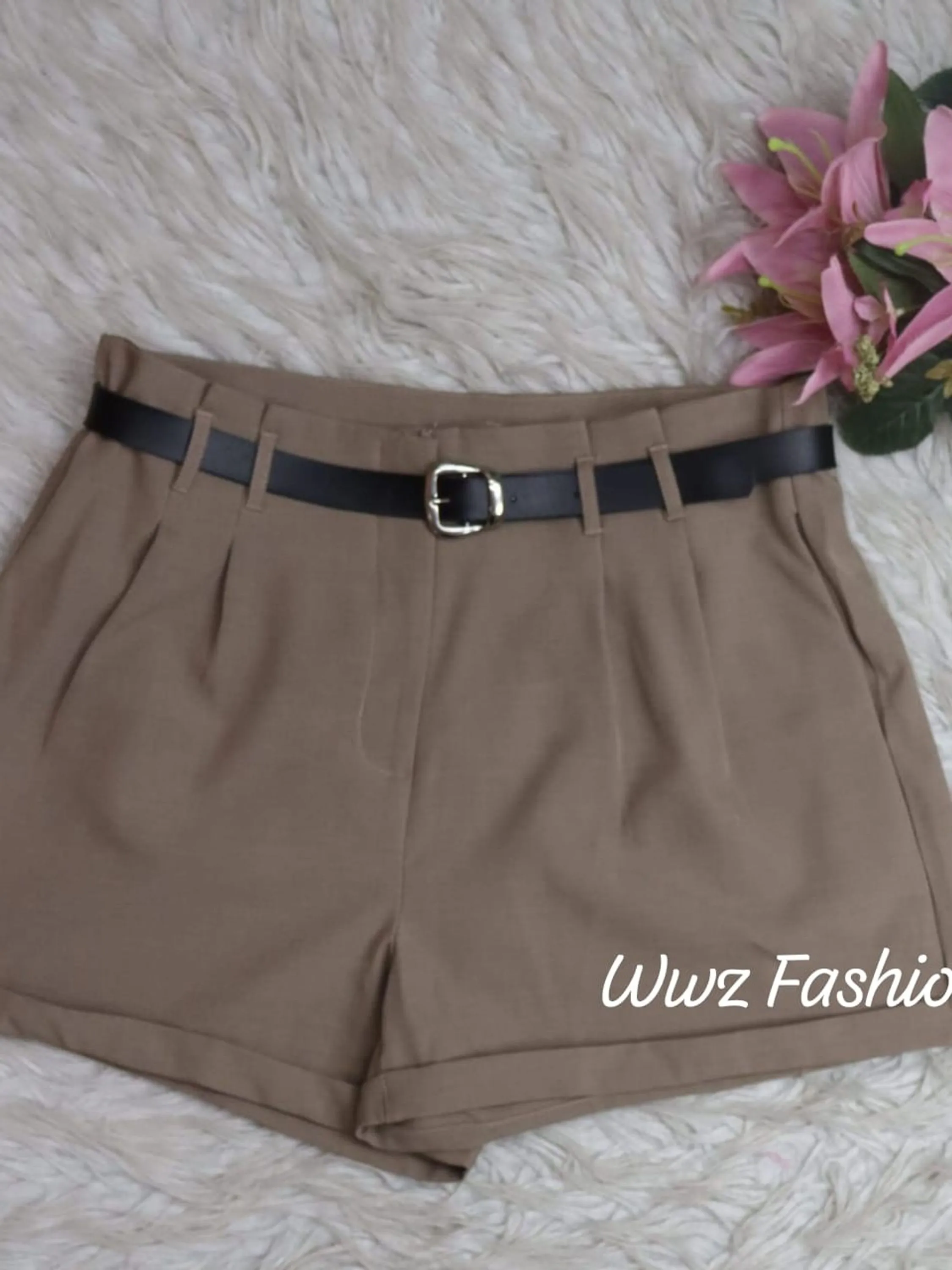 Wwz Fashion Short Feminino em Gabardine Cintura Alta Coleção Nova G173