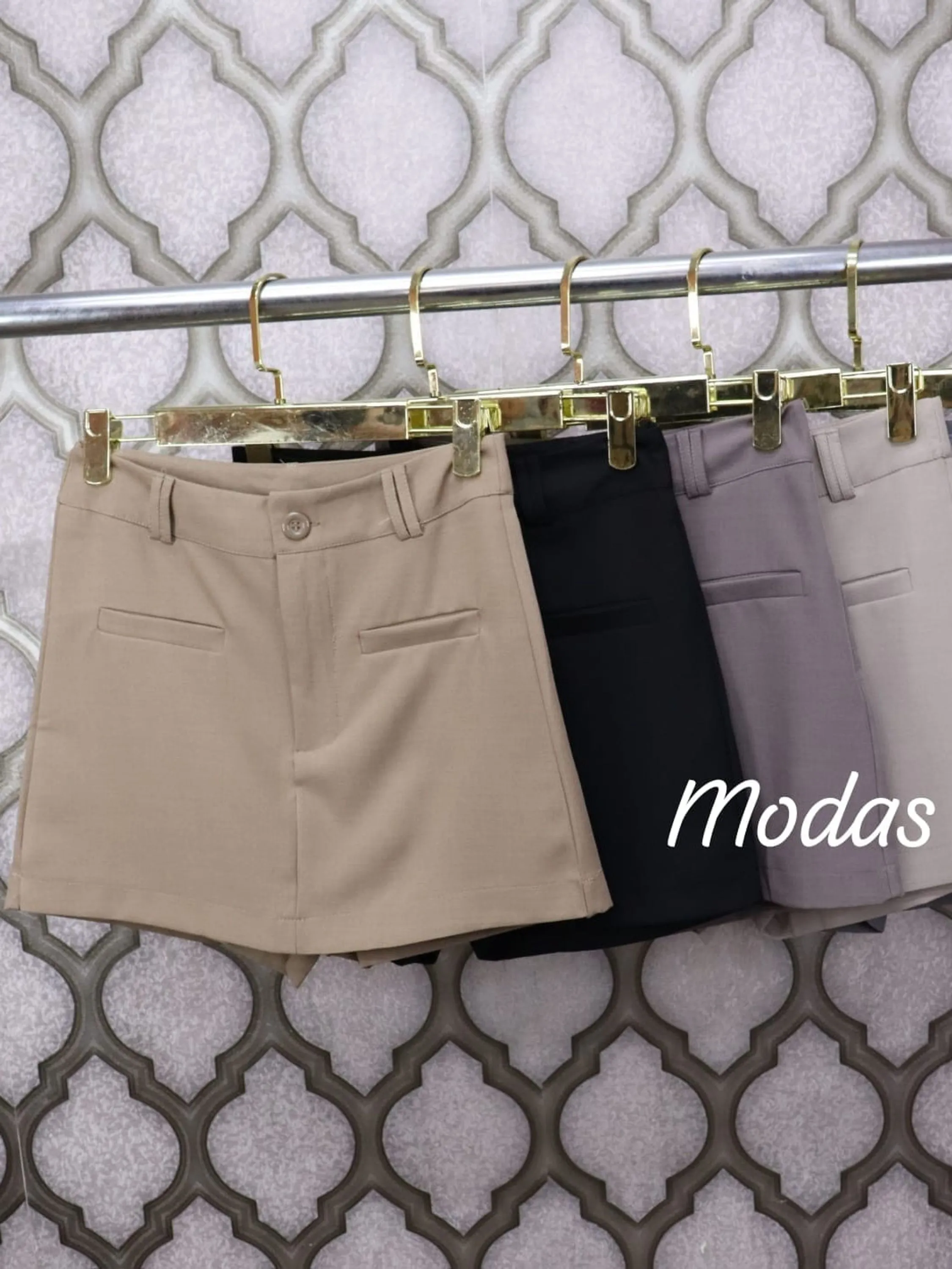 Modas Domi Short Saia Alfaiataria Gabardine Cintura Alta Detalhe com Bolsos Frontais Fake 1810