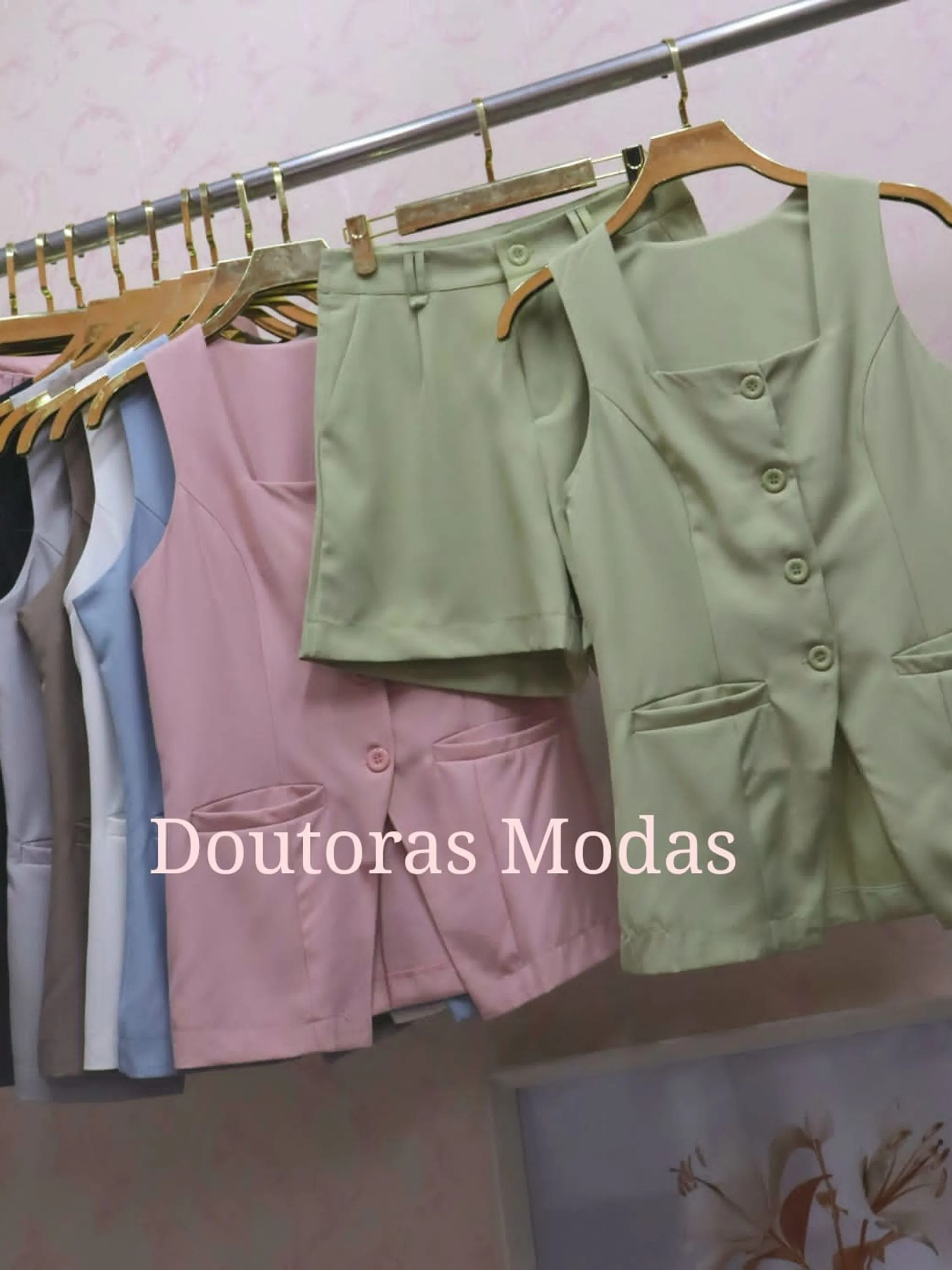 Doutoras Modas Conjunto Luis Twill Colete e Bermuda Coleção Nova 187