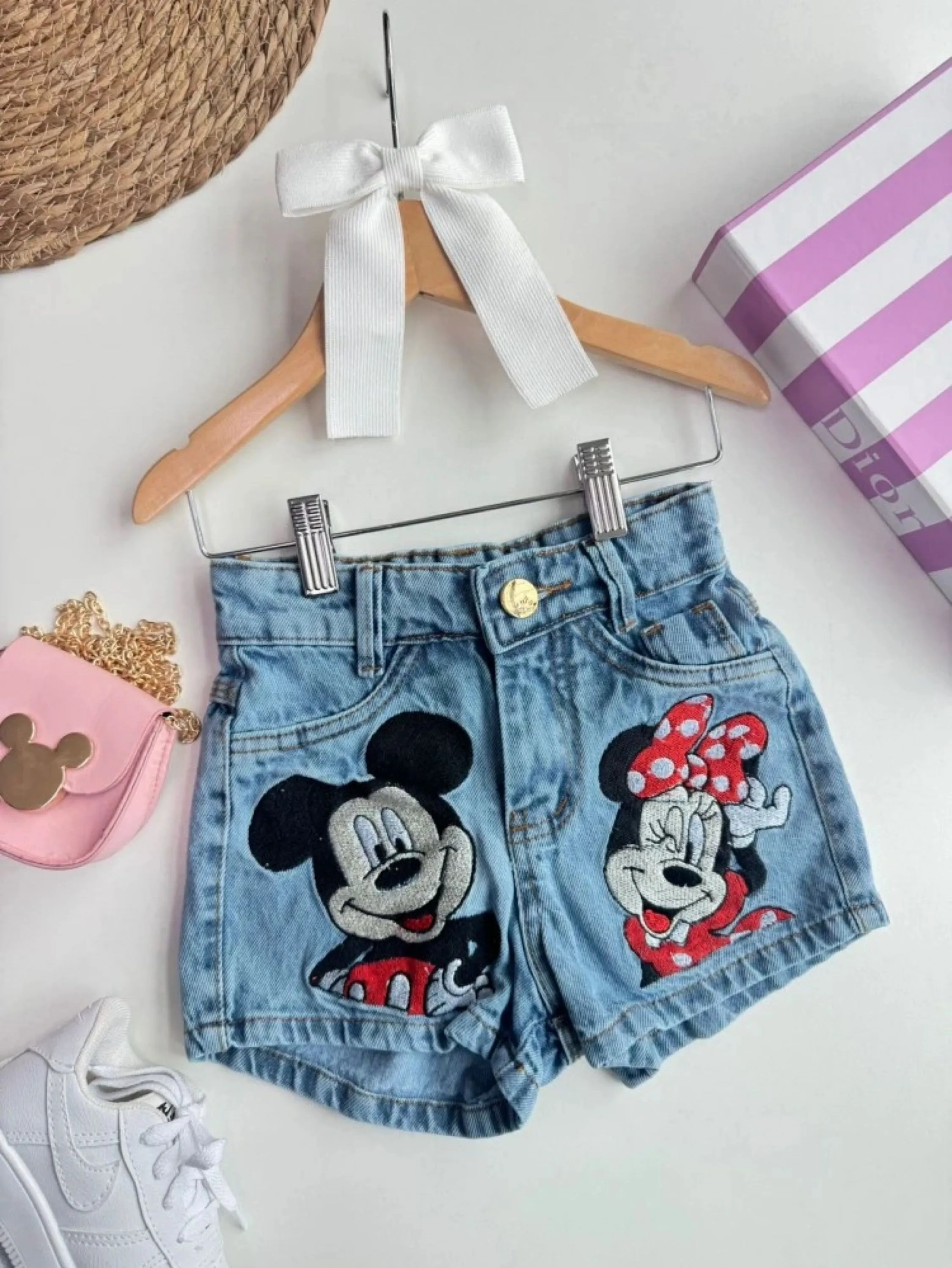 Short jeans bordado minnie infantil