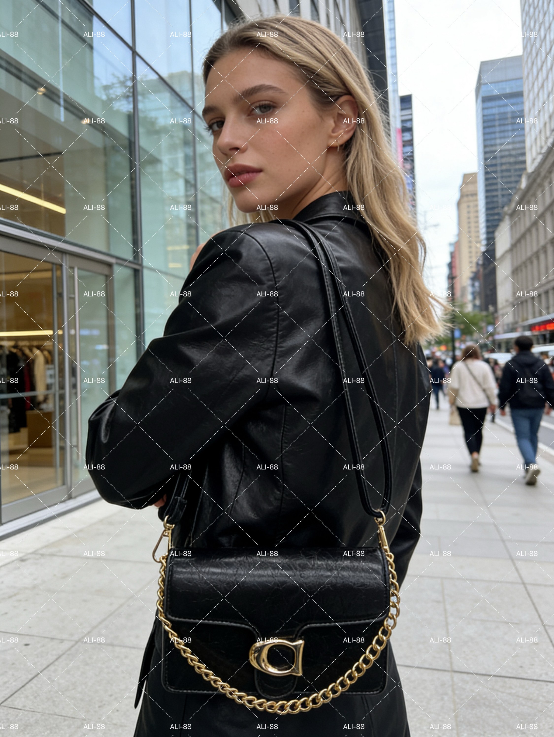 Bolsa tiracolo Coach com duas opções de alças AL-1265