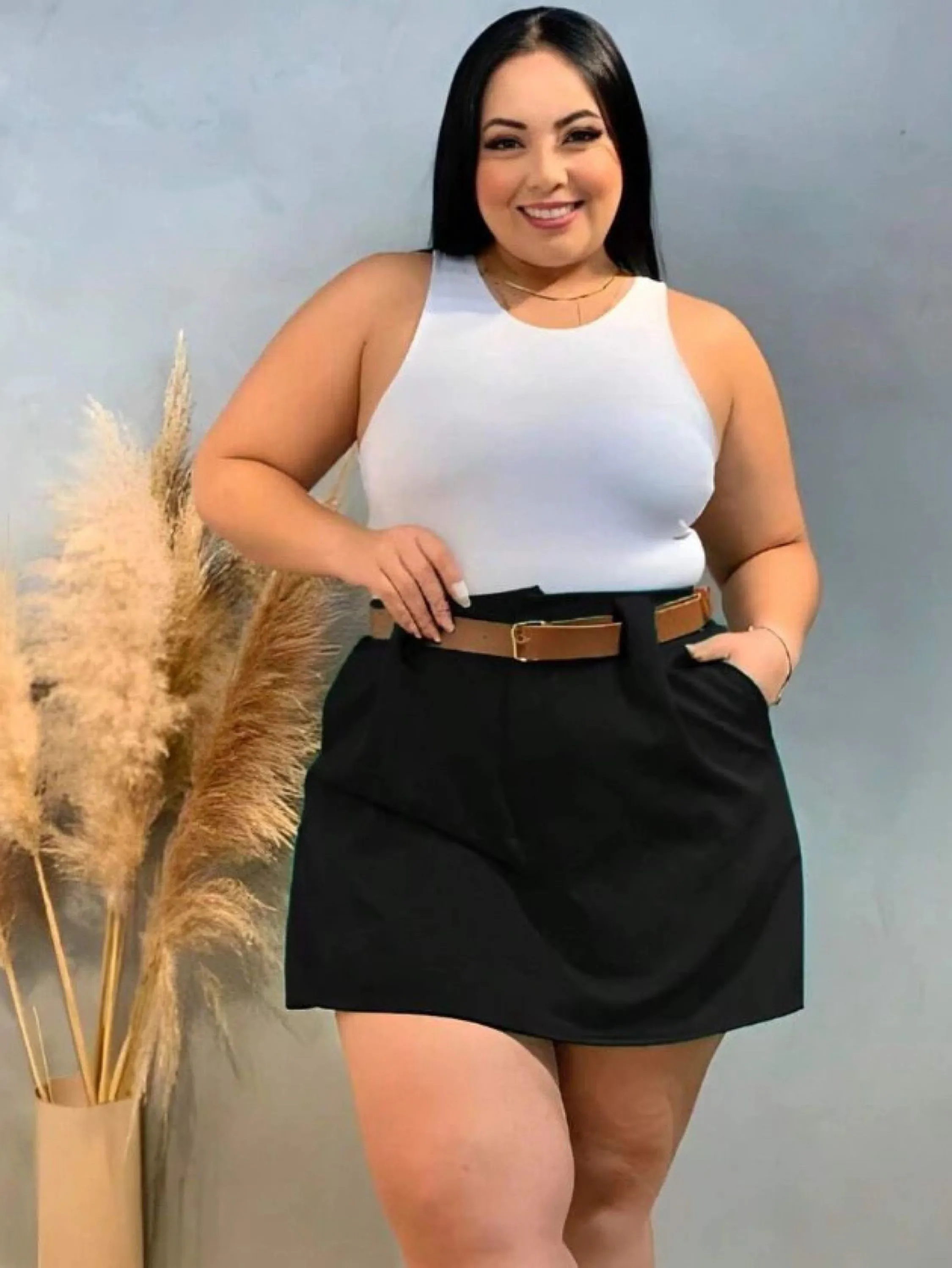 Short Saia Plus Size Alfaiataria Com Cinto