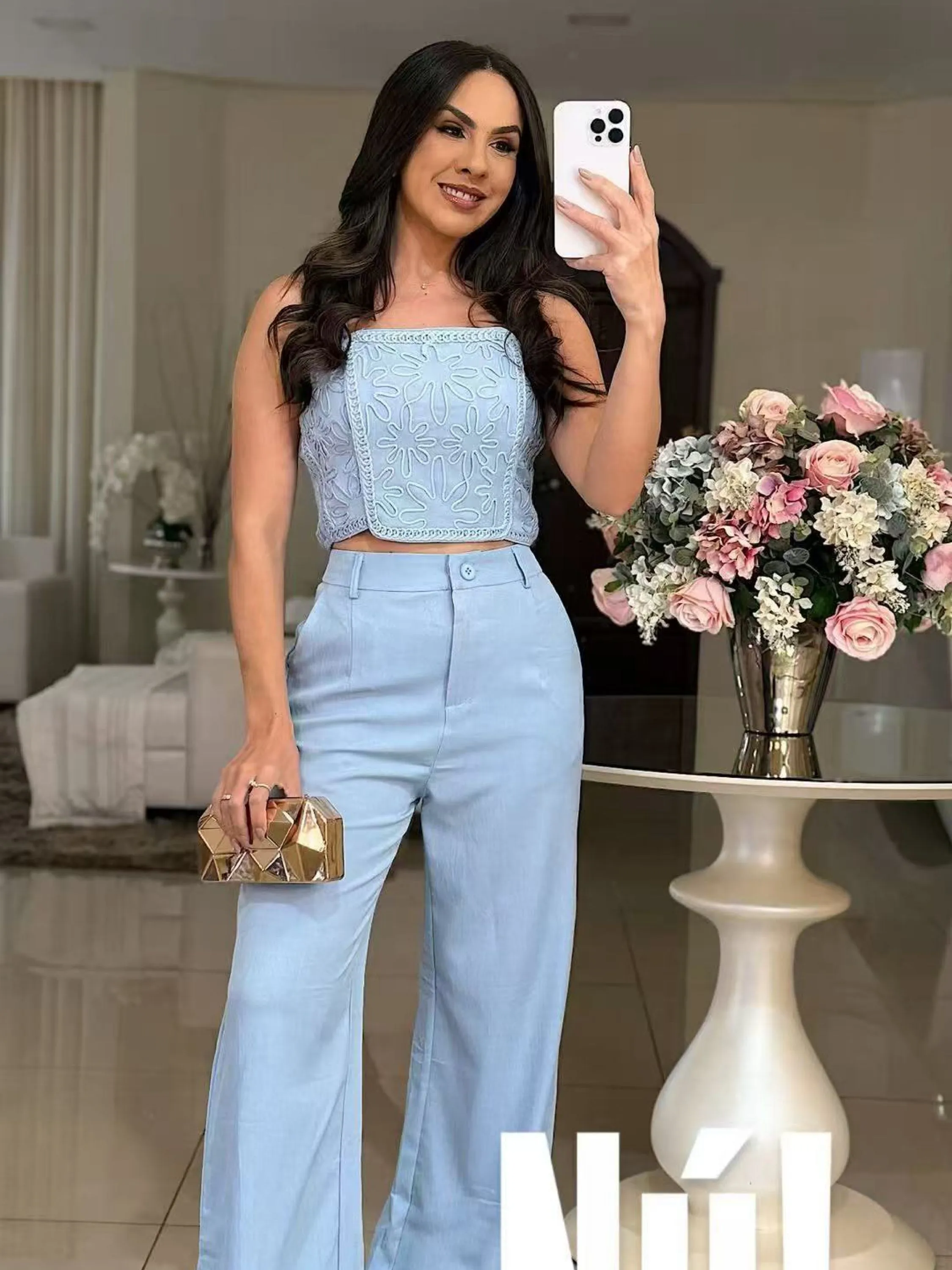 Cropped com calça