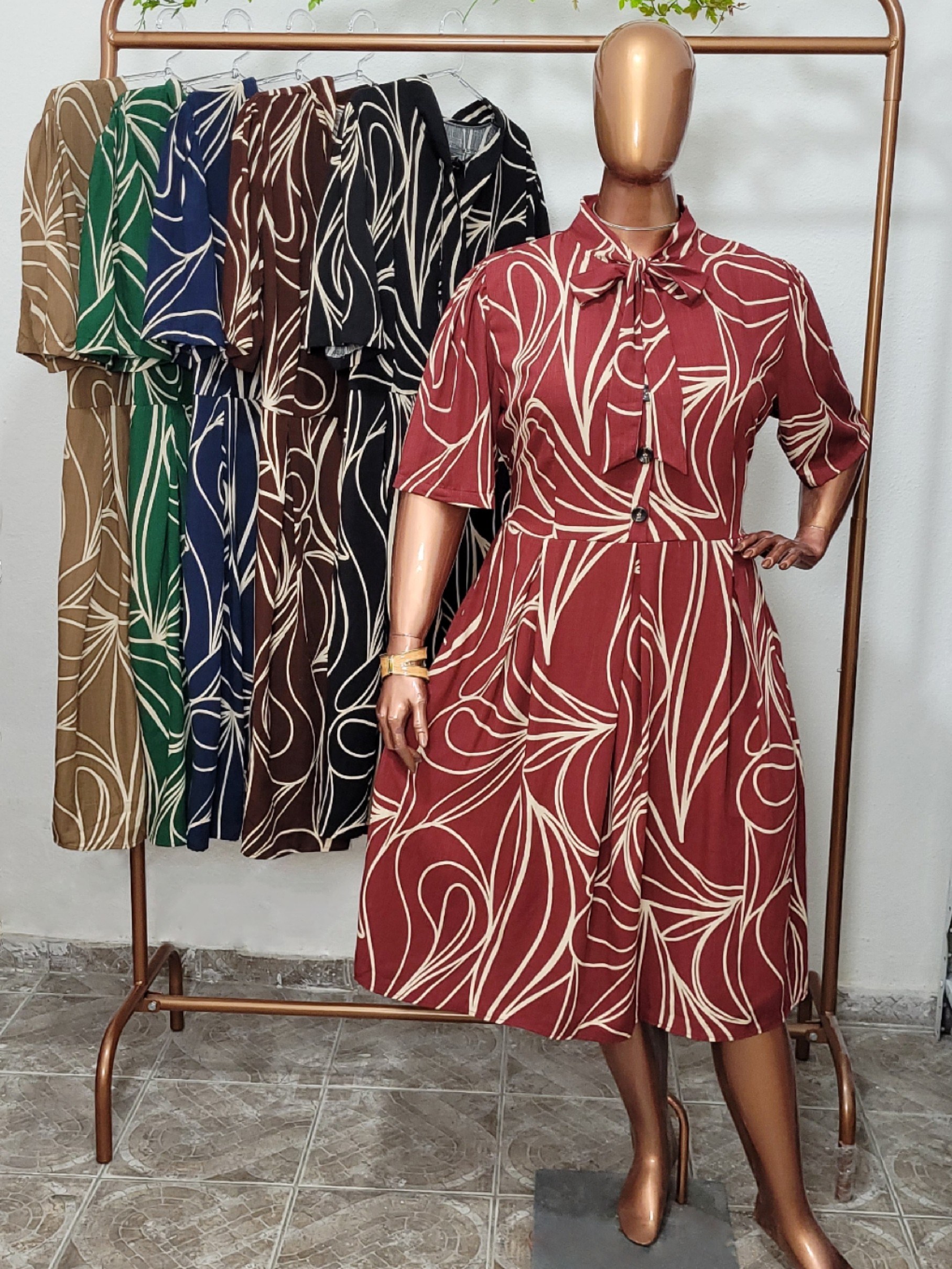 Vestido Modelo Novo Midi