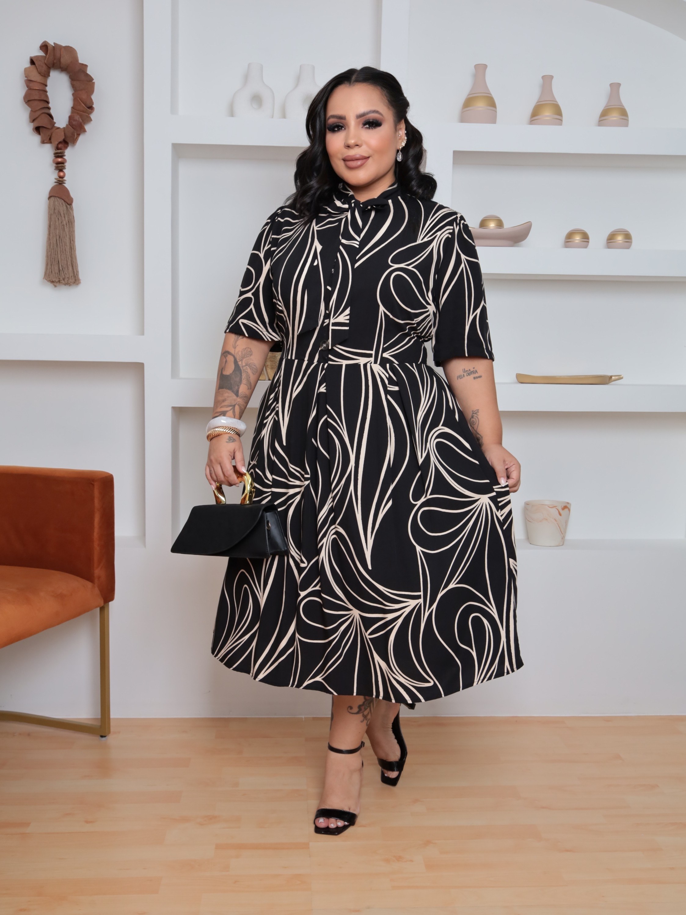 Vestido Modelo Novo Midi